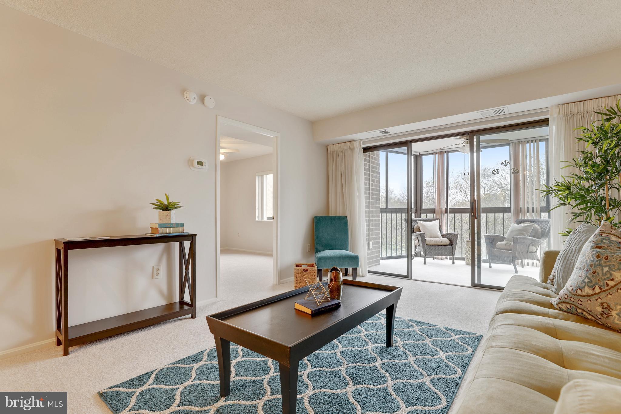GREENS AT LEISURE WORLD - Residential