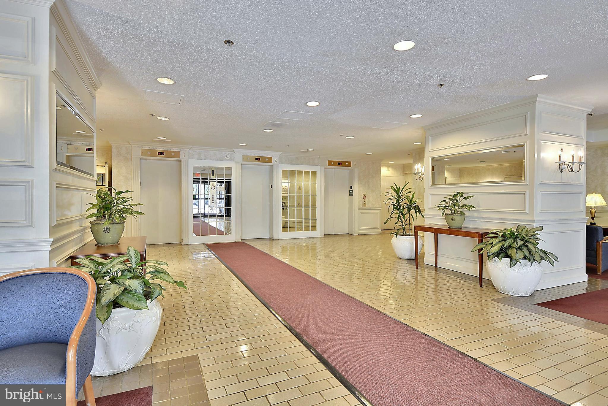 GREENS AT LEISURE WORLD - Residential