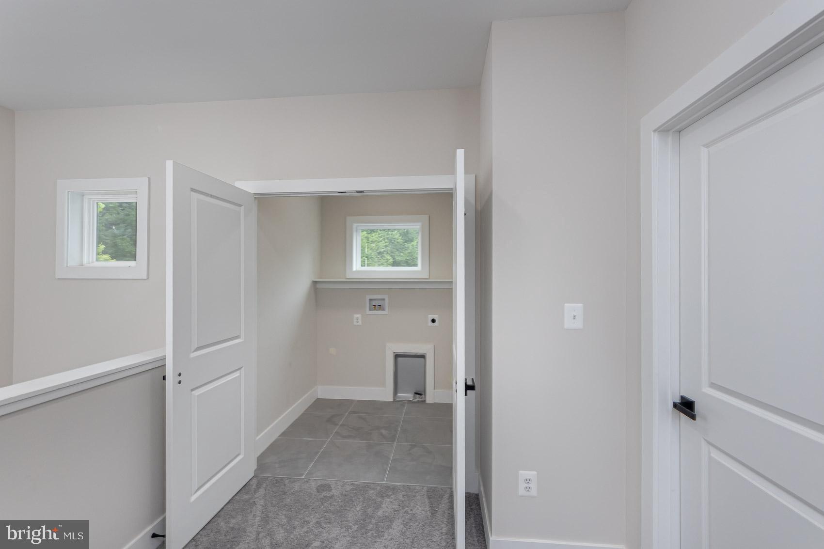 OAKLAND PARK - Residential