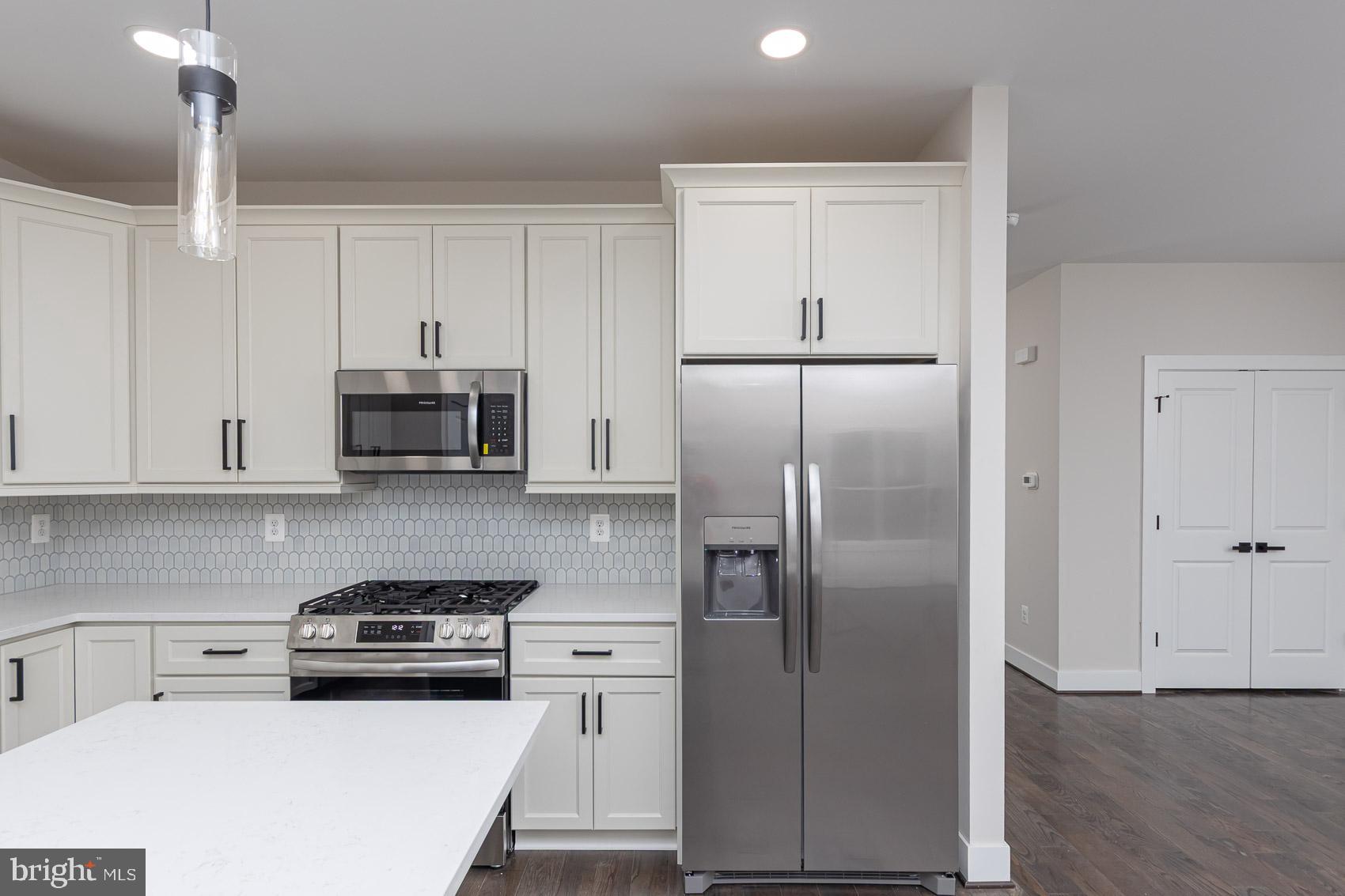 OAKLAND PARK - Residential
