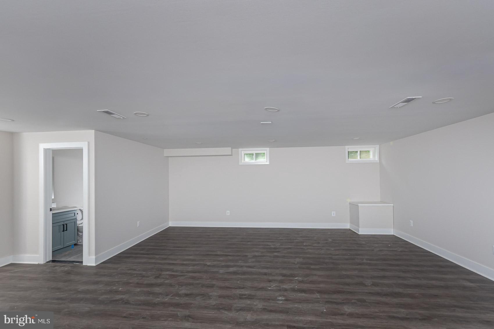 OAKLAND PARK - Residential
