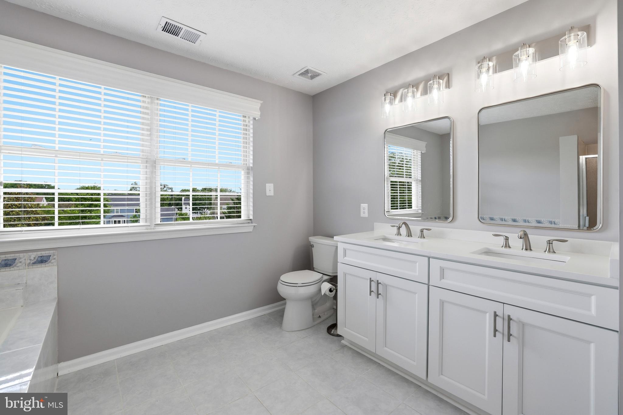 BATTLEFIELD ESTATES - Residential