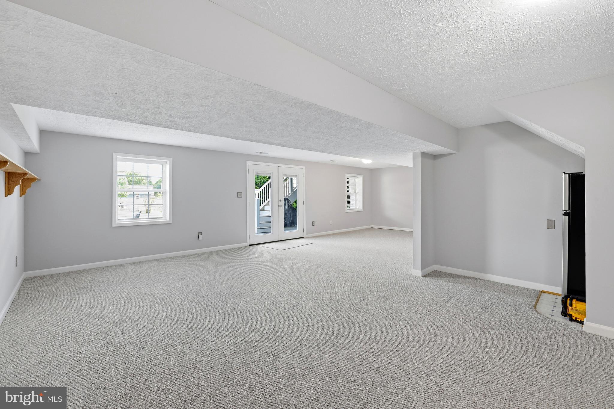 BATTLEFIELD ESTATES - Residential