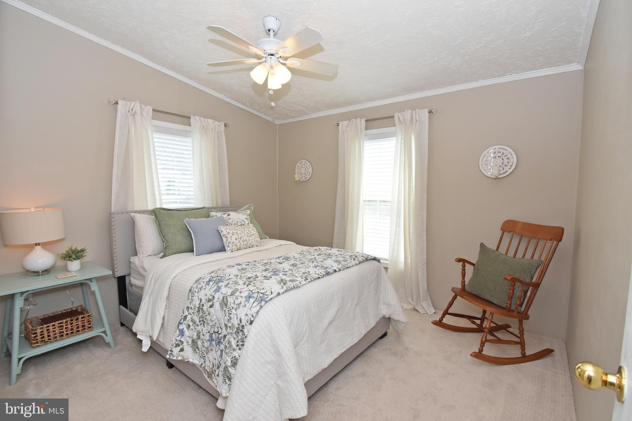 HEBRON WOODS - Residential