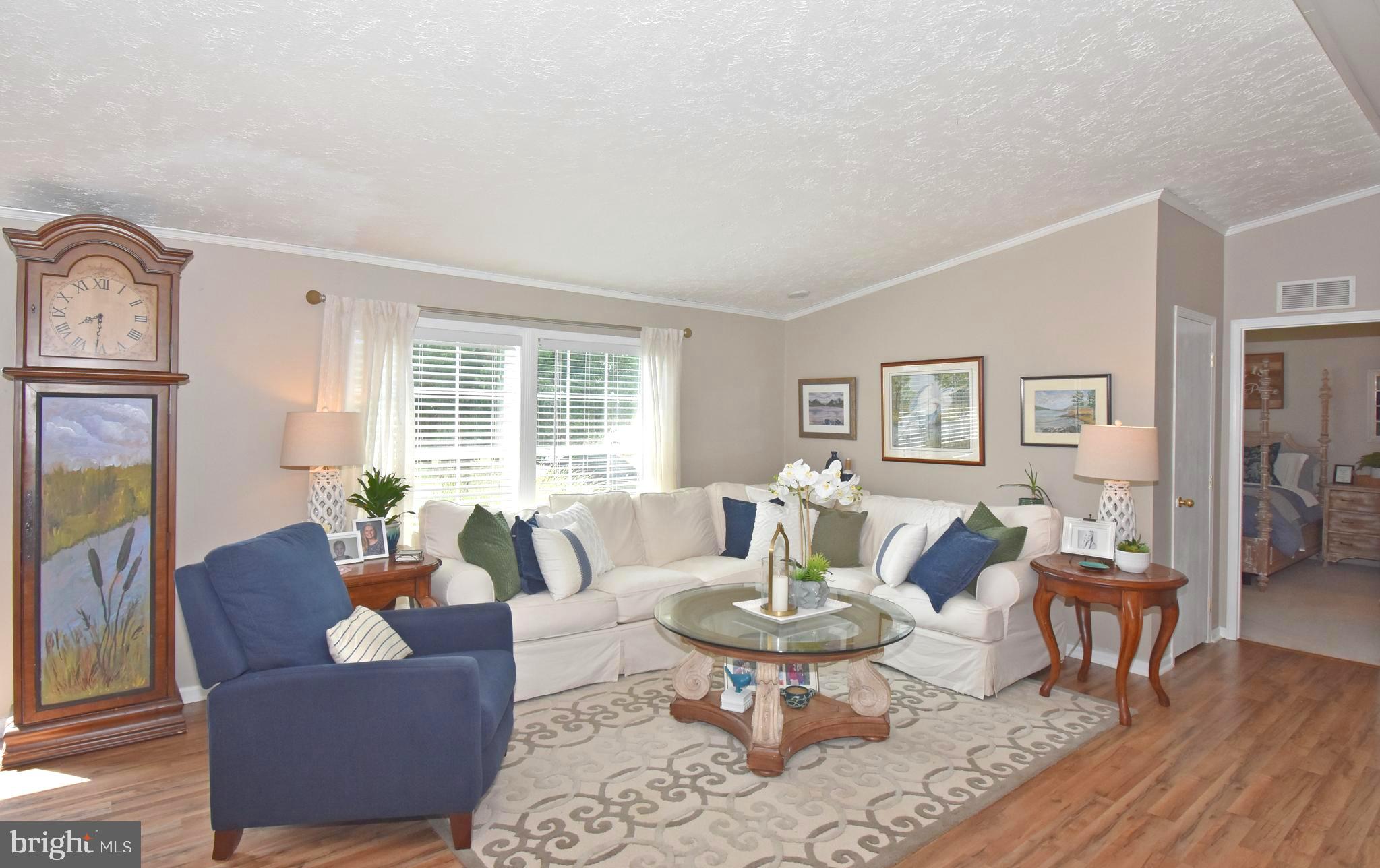 HEBRON WOODS - Residential