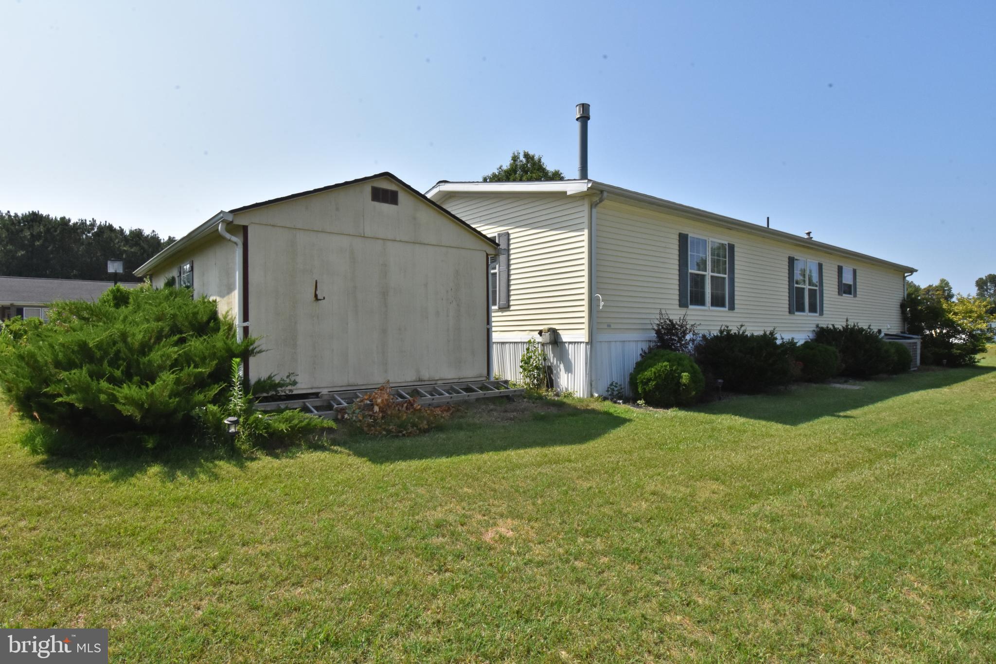 HEBRON WOODS - Residential