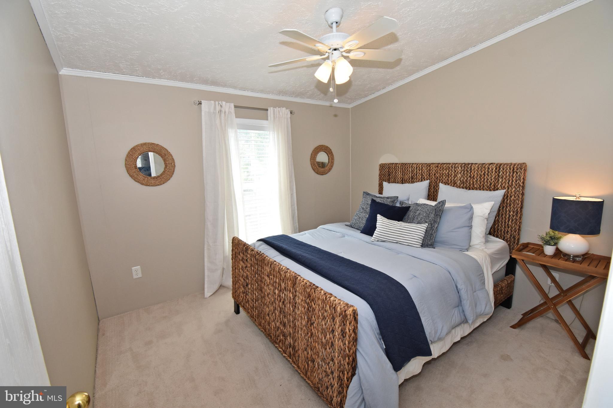 HEBRON WOODS - Residential
