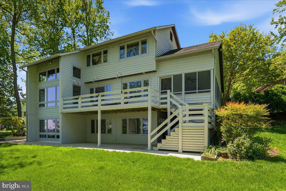 WESTERN SHORES - Residential