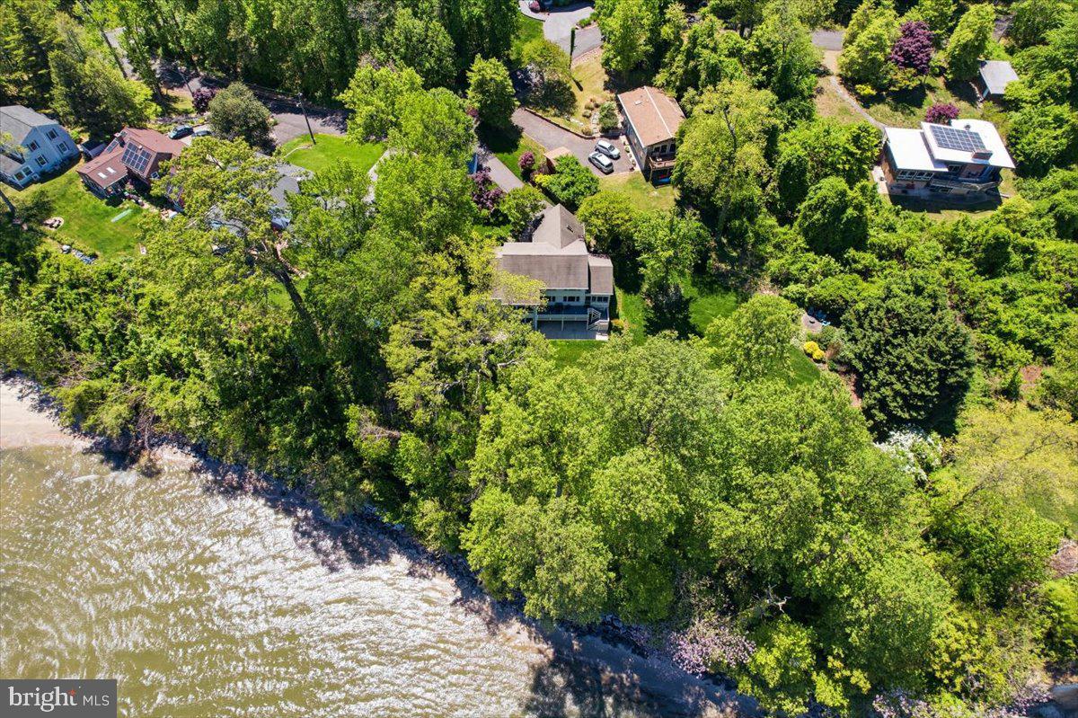 WESTERN SHORES - Residential