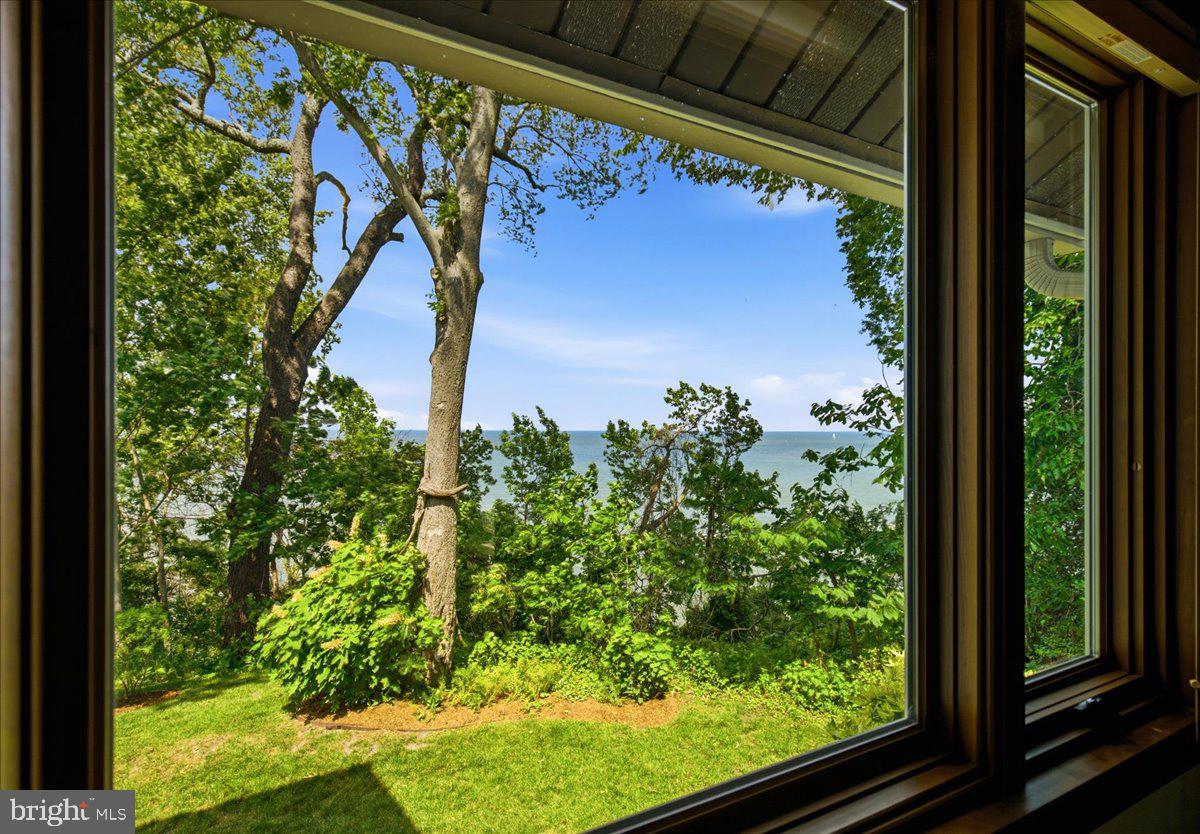 WESTERN SHORES - Residential
