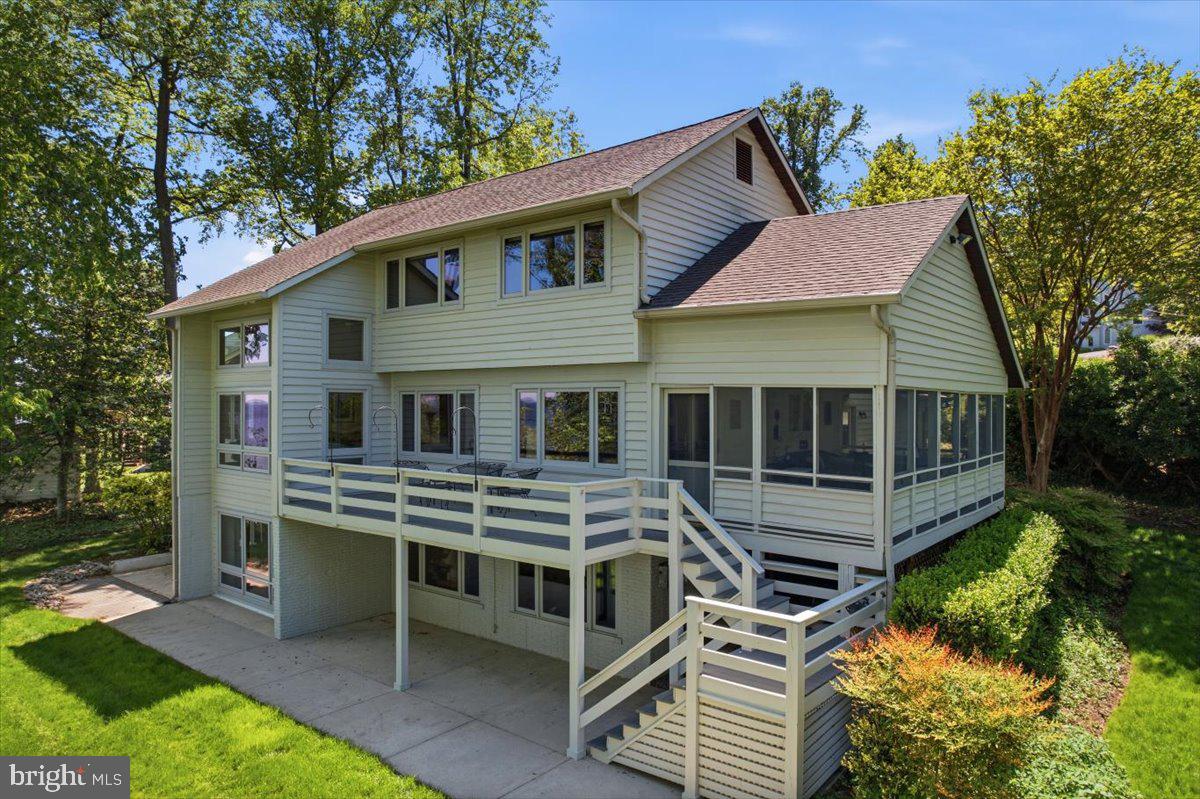 WESTERN SHORES - Residential