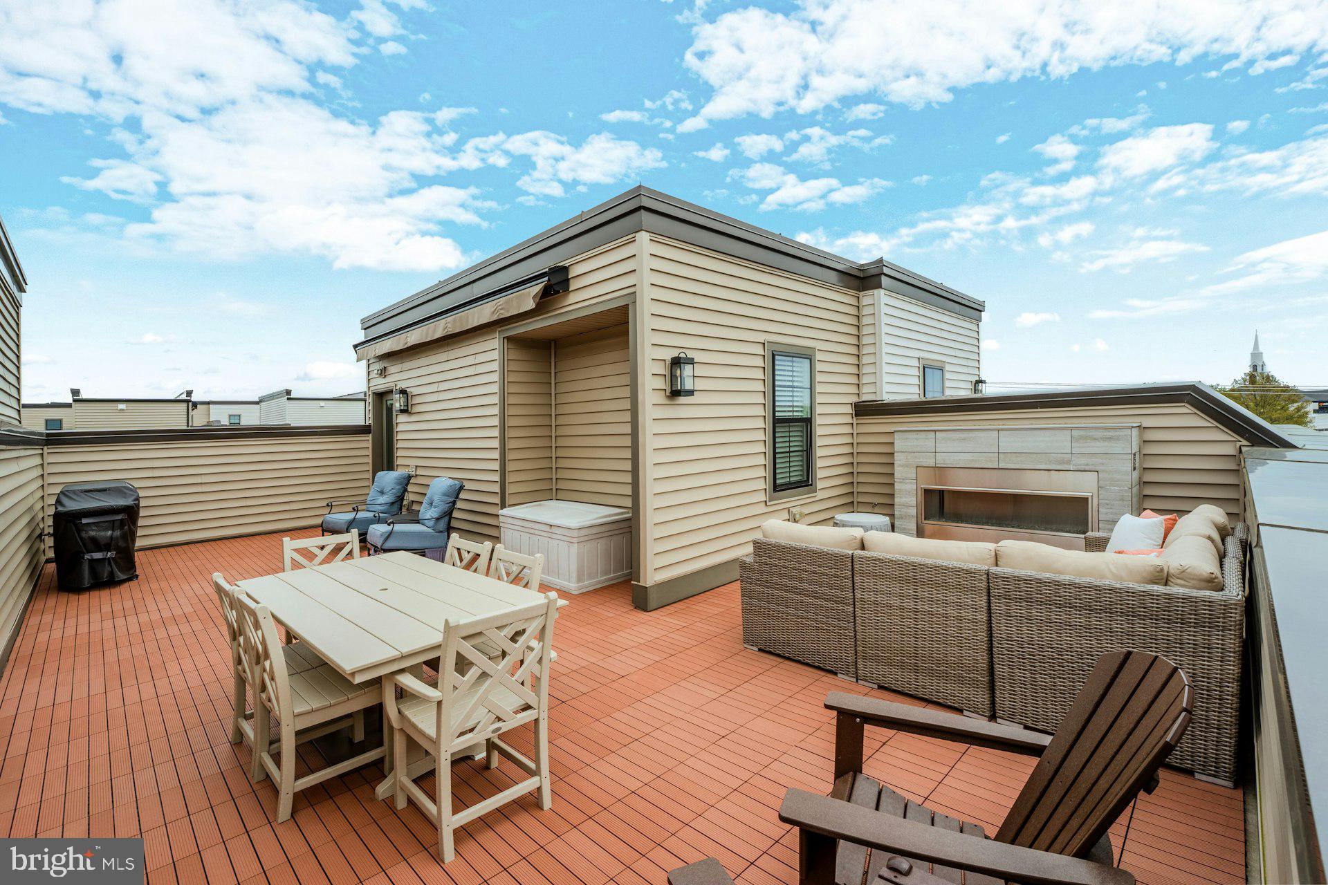REGENCY AT BELMONT - Residential