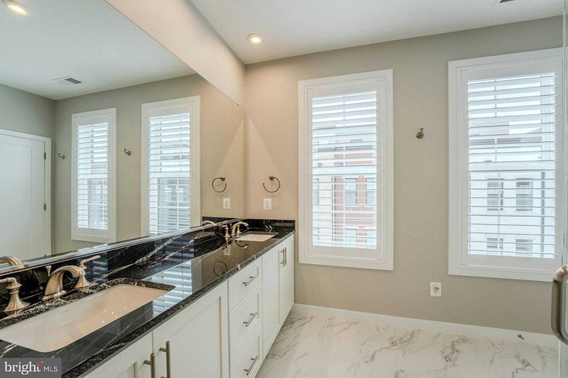 REGENCY AT BELMONT - Residential