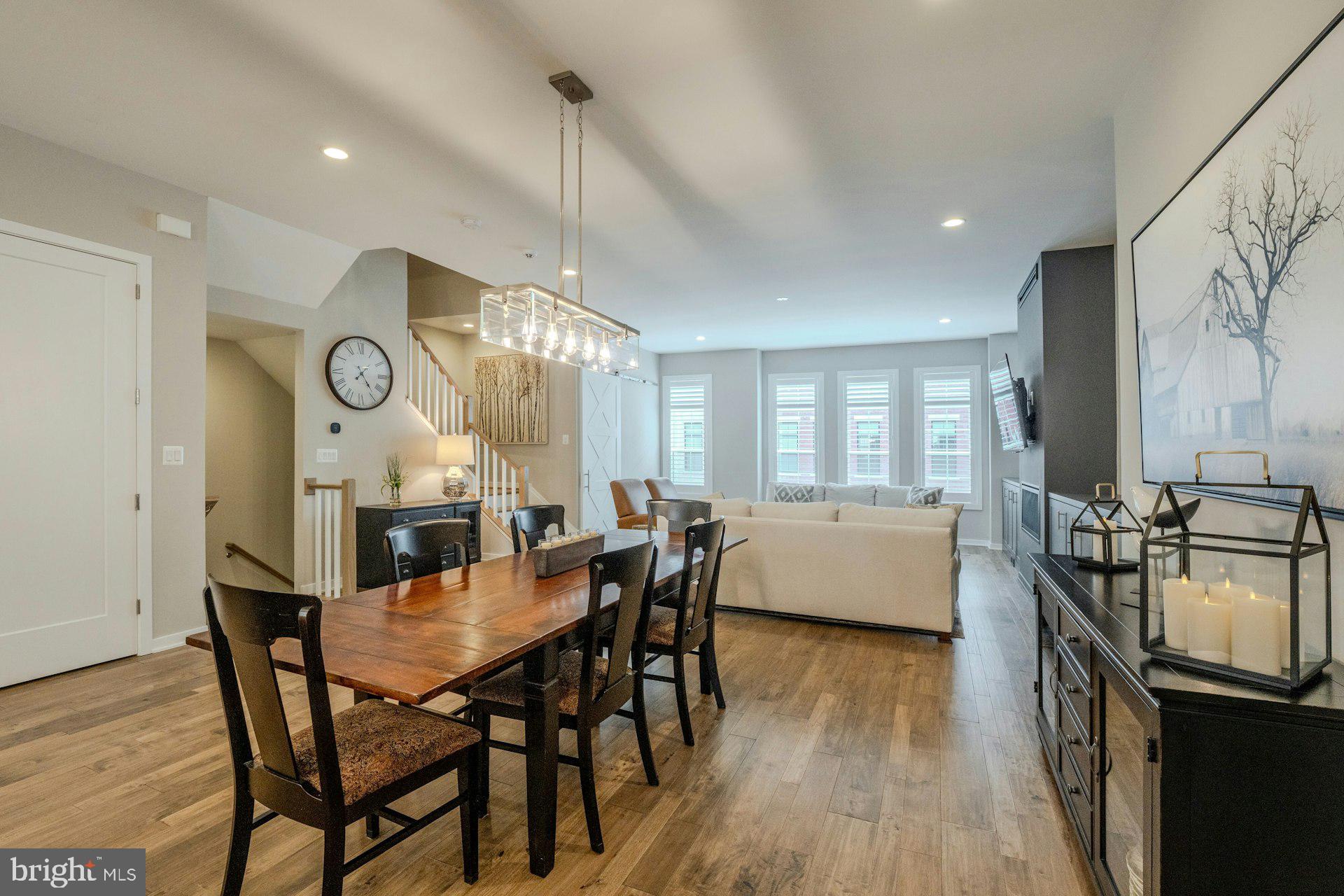 REGENCY AT BELMONT - Residential