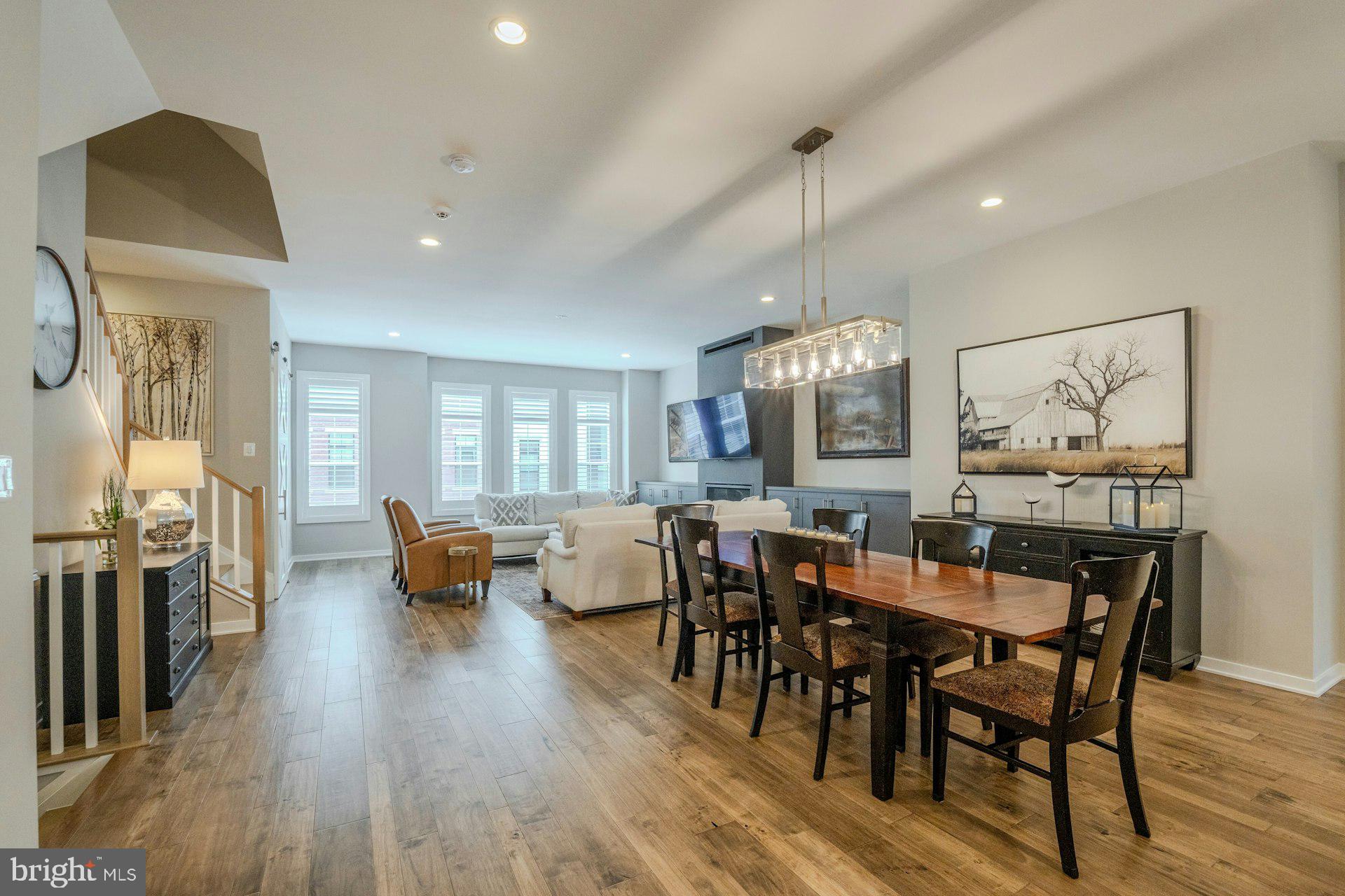 REGENCY AT BELMONT - Residential