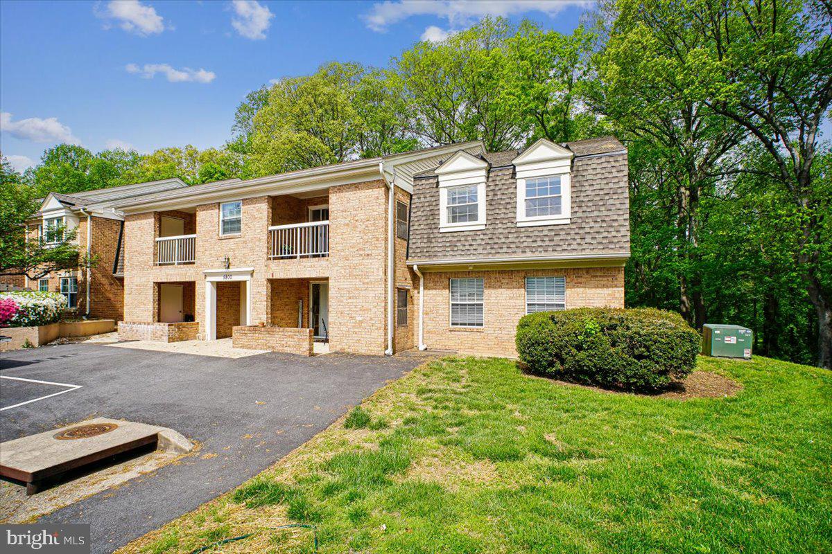 Welcome to this beautiful 2 bedroom, 2 bath end unit condo in amenity-rich Burke Cove. Bright and sunny  with a fabulous open layout, this unit has been remodeled from top to bottom in 2026. The tastefully renovated dream kitchen offers 42" soft close cabinets, stunning quartz counters and stylish backsplash, stainless steel appliances, and brand new beautiful hardwoods that run through the dining and living rooms. The dining room is spacious with updated lighting and the living room offers a huge covered balcony. The large primary bedroom boasts 2 closets, an extra window overlooking the parkland, and an ensuite bath with gorgeous tile flooring, new vanity and fixtures, and floor to ceiling tiled shower. Both the primary and 2nd bedroom have new carpet. The hall bathroom has been updated as well with tile floors, new vanity and fixtures. There is a full size washer and dryer in the hallway and a huge separate storage room in a secured room in the building. This unit is a WOW - freshly painted throughout, new crown molding, all new fixtures, HVAC @2020, HWH @2019, windows & slider have been replaced. 1 dedicated parking space amongst ample parking, PS 05 right in front. 
Burke Cove is an impeccably maintained garden-style condominium community within the award winning Burke Centre Conservancy offering multiple swimming pools, basketball, tennis, volleyball and pickleball courts, many tranquil ponds and a lake, plus 30 miles of scenic walking trails weaving together the 1700 acres of parks, lush landscaping and surrounding nature. From farmers markets to festivals, convenient shopping and dining, this well-knit community provides a suburban lifestyle proximate to major commuting routes and quick access to the VRE and Metrobus stops.