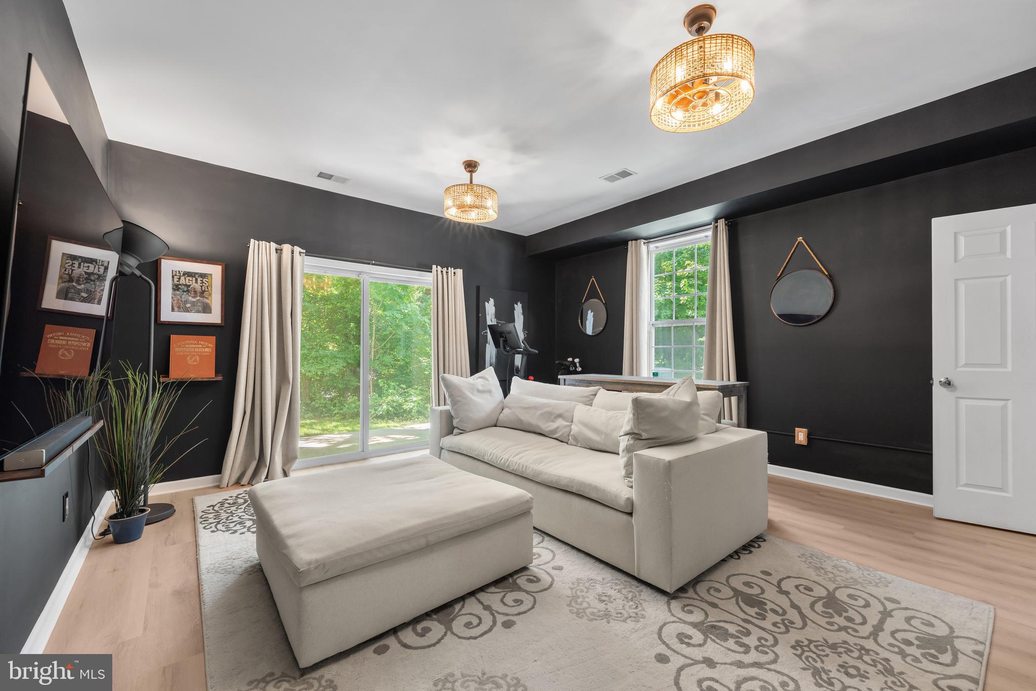 LANSDOWNE - Residential