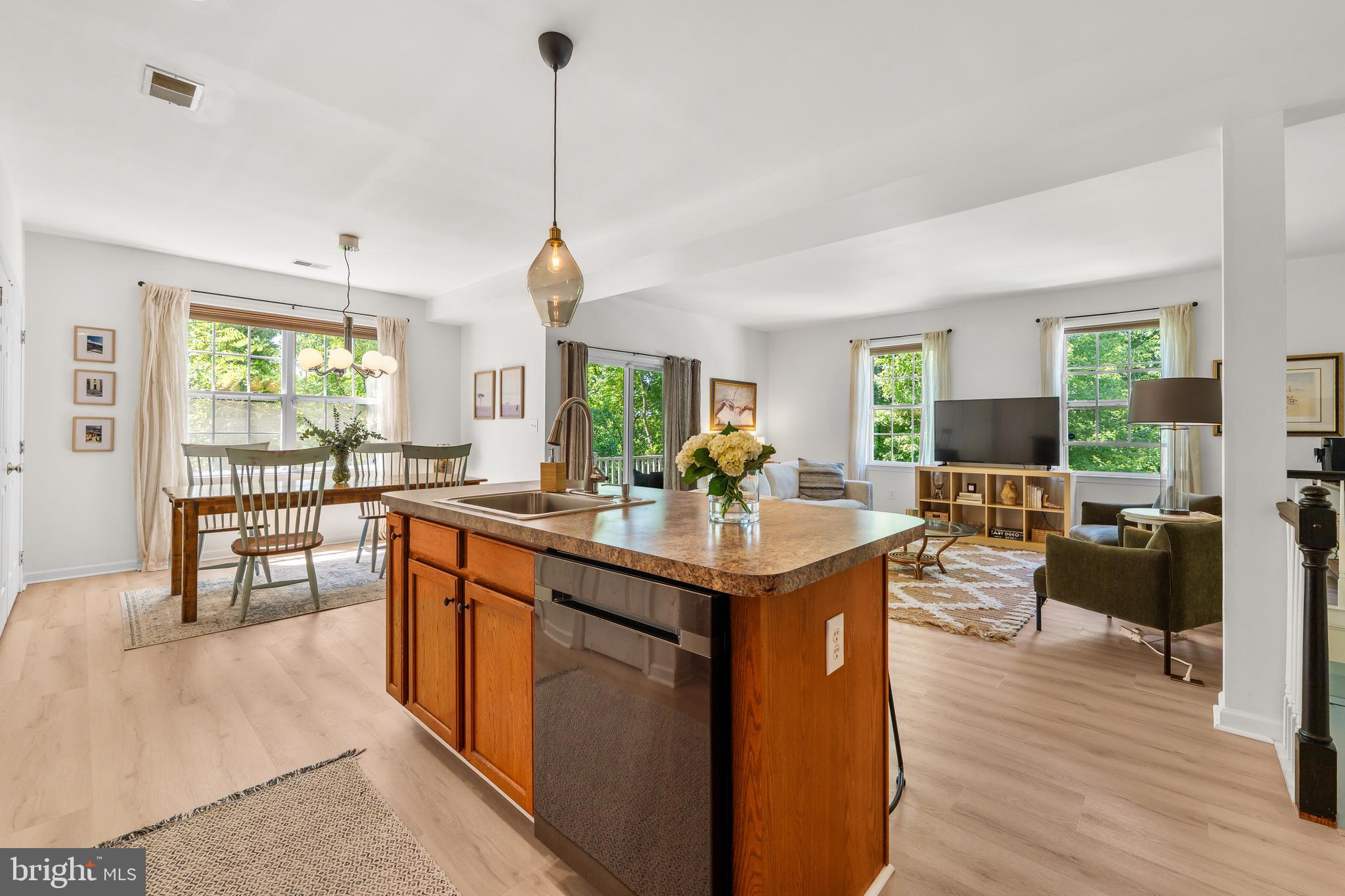 LANSDOWNE - Residential