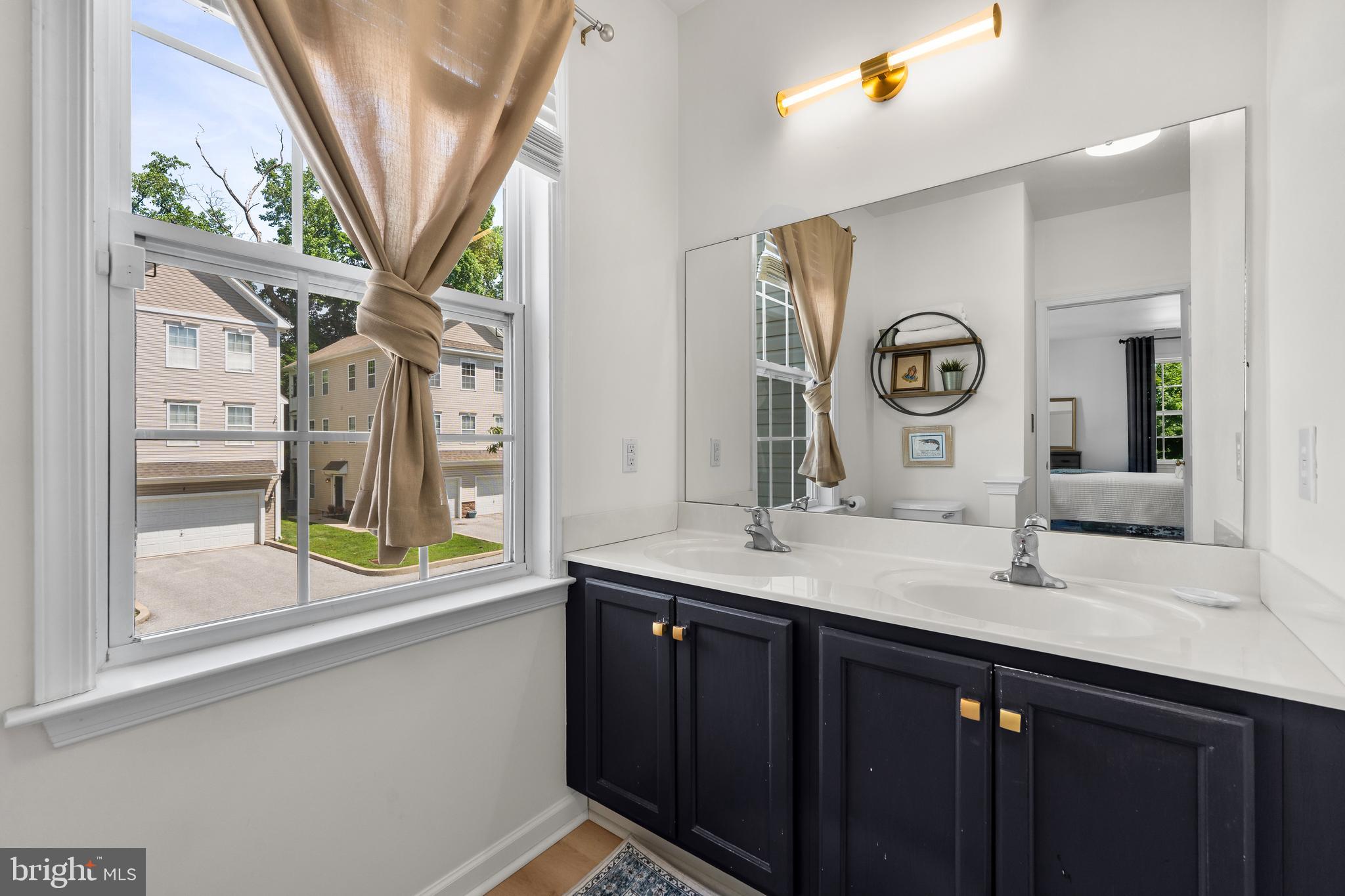 LANSDOWNE - Residential