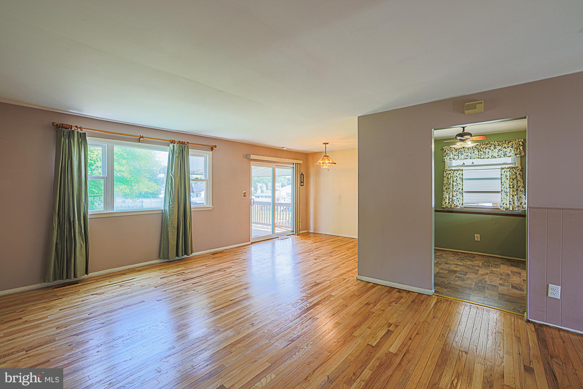 PERRY HALL VILLAGE - Residential