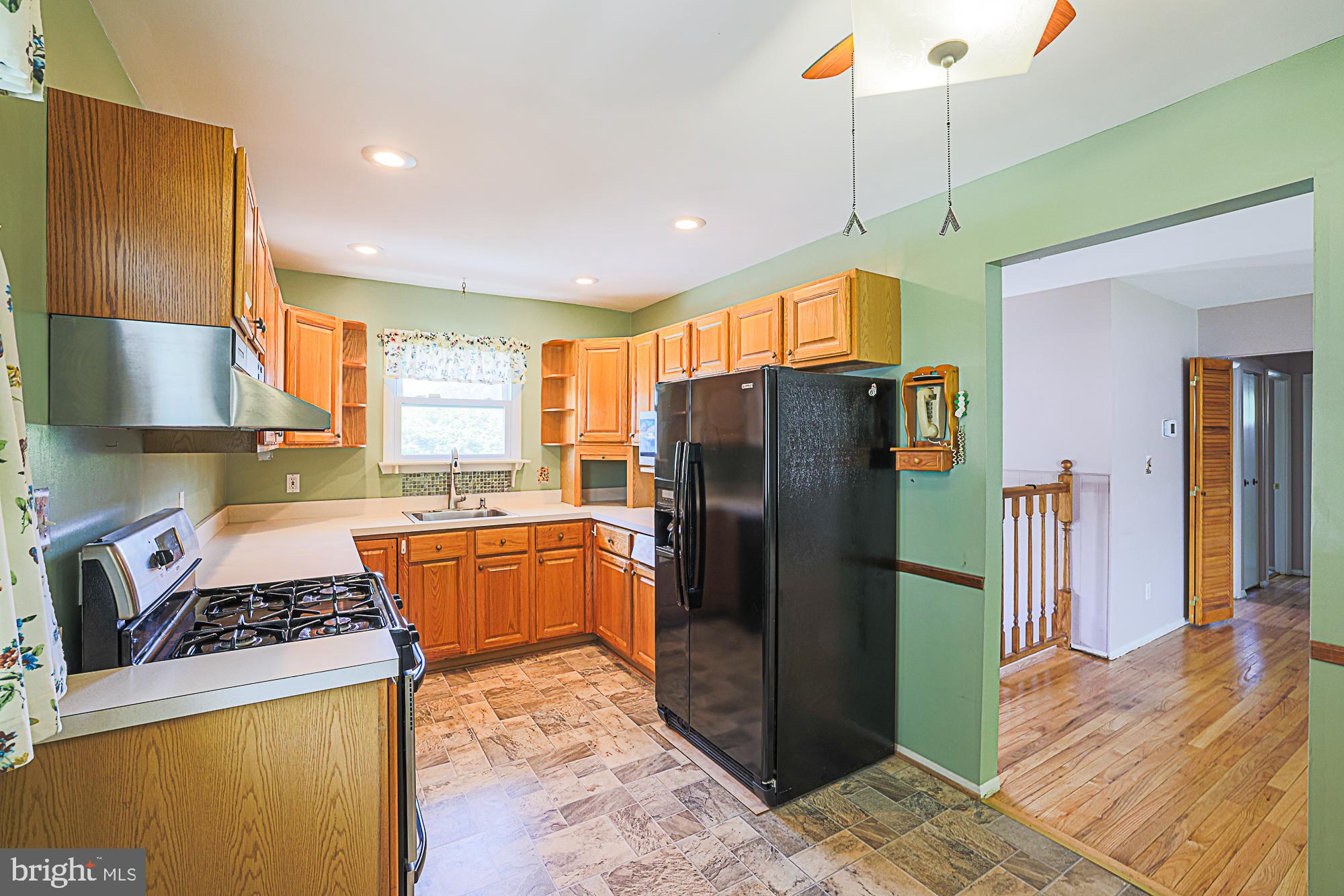 PERRY HALL VILLAGE - Residential