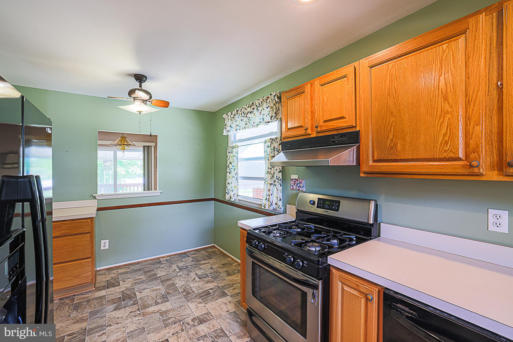 PERRY HALL VILLAGE - Residential