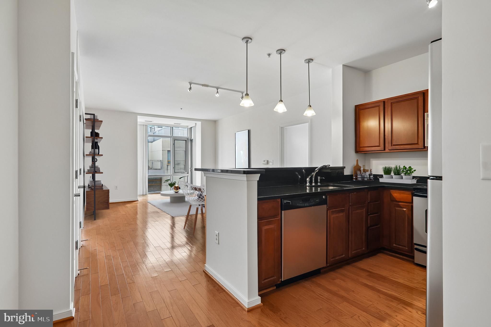 ONE INDEPENDENCE PLAZA A - Residential