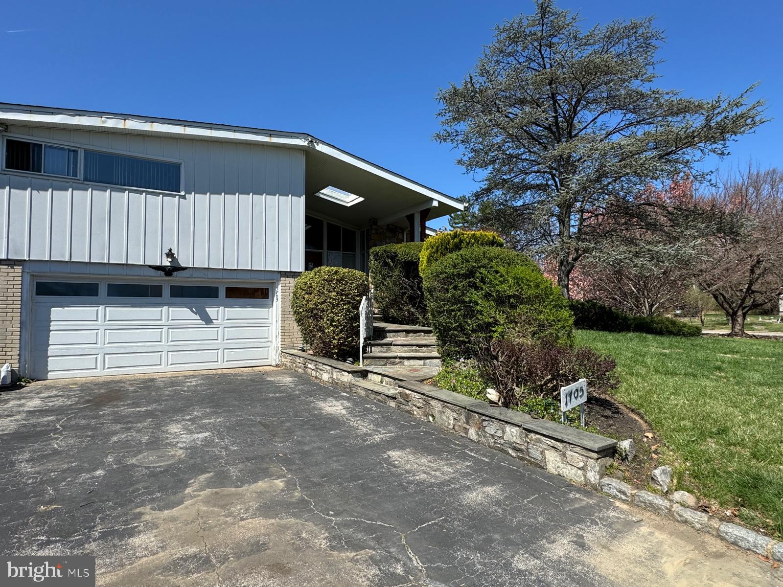 LAVEROCK - Residential