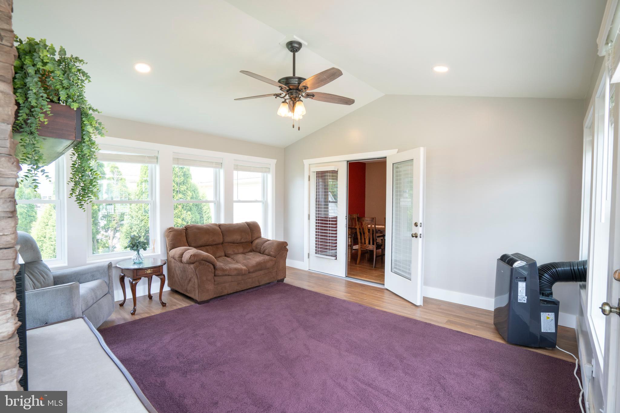 BRYNWOOD - Residential