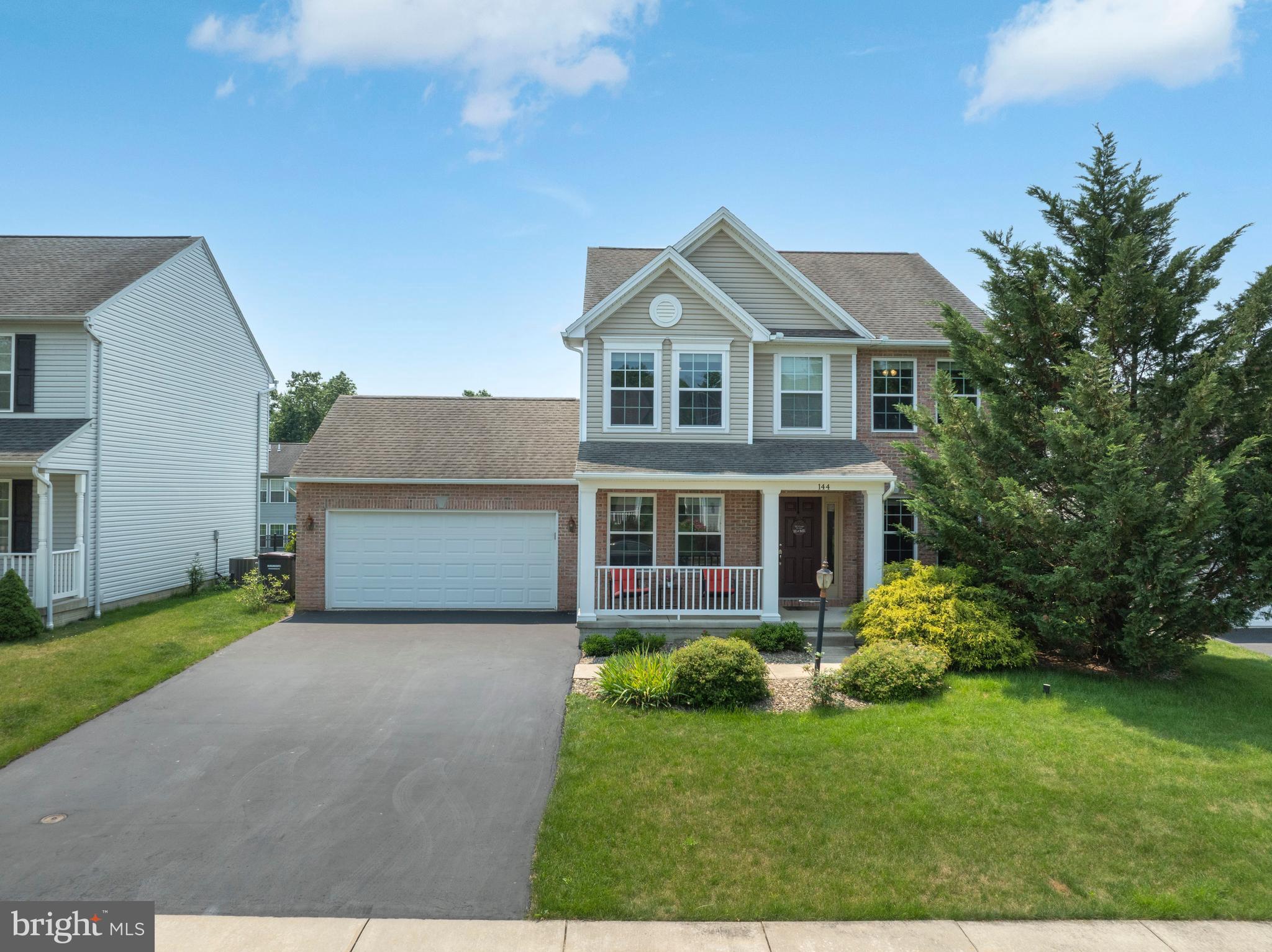 BRYNWOOD - Residential