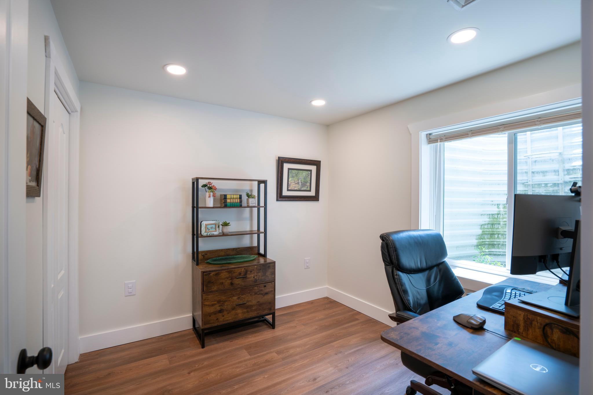 BRYNWOOD - Residential