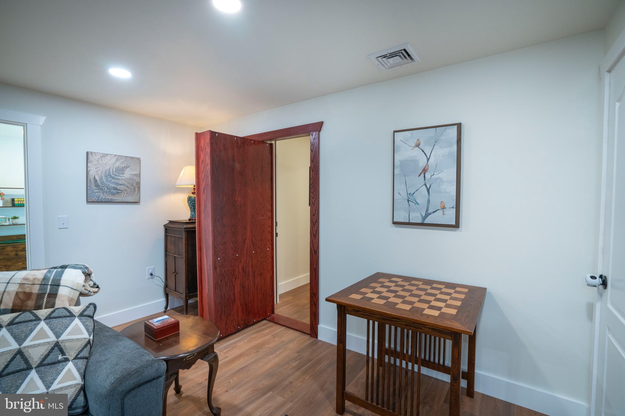 BRYNWOOD - Residential