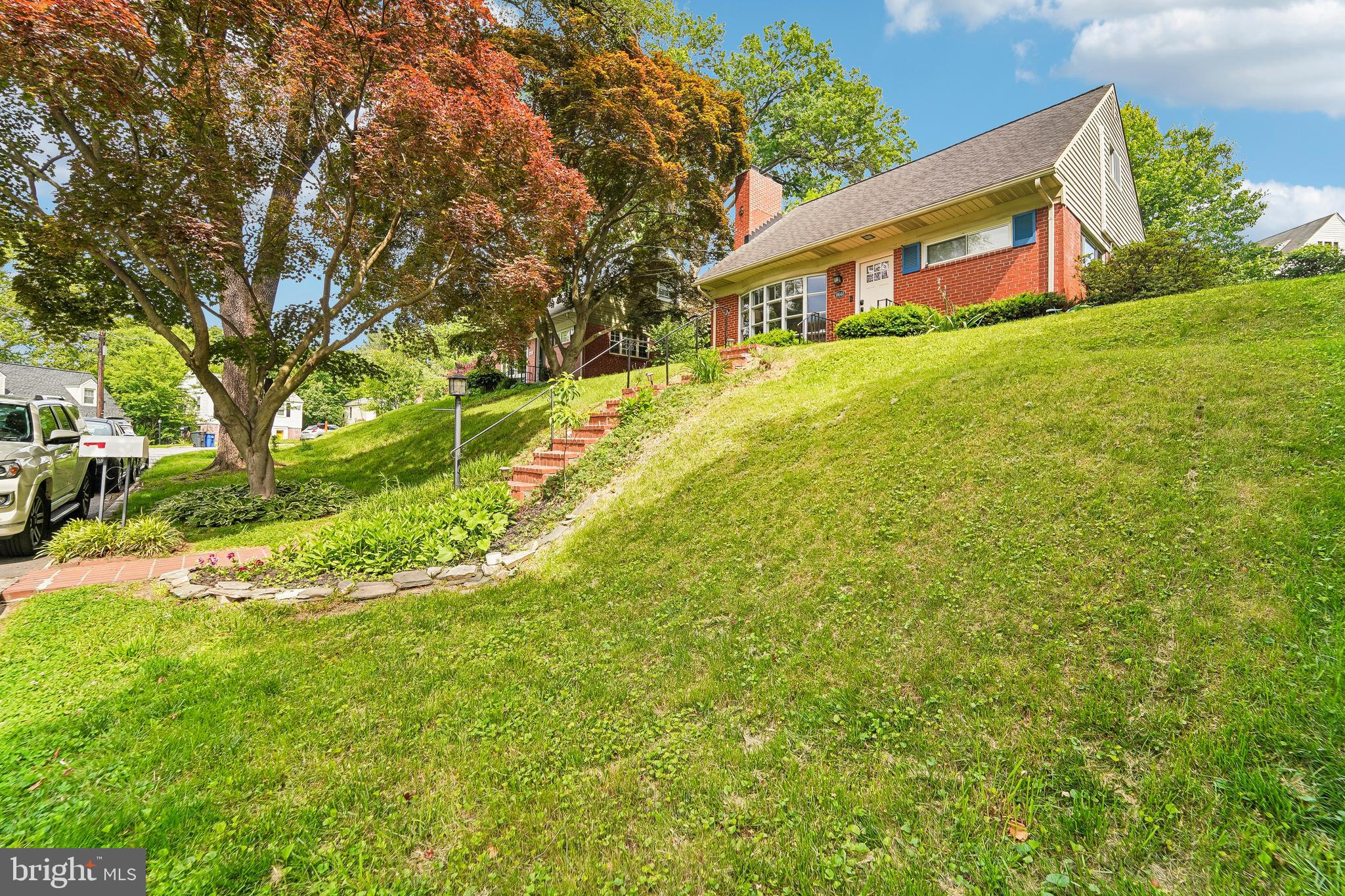 LOCH HILL - Residential