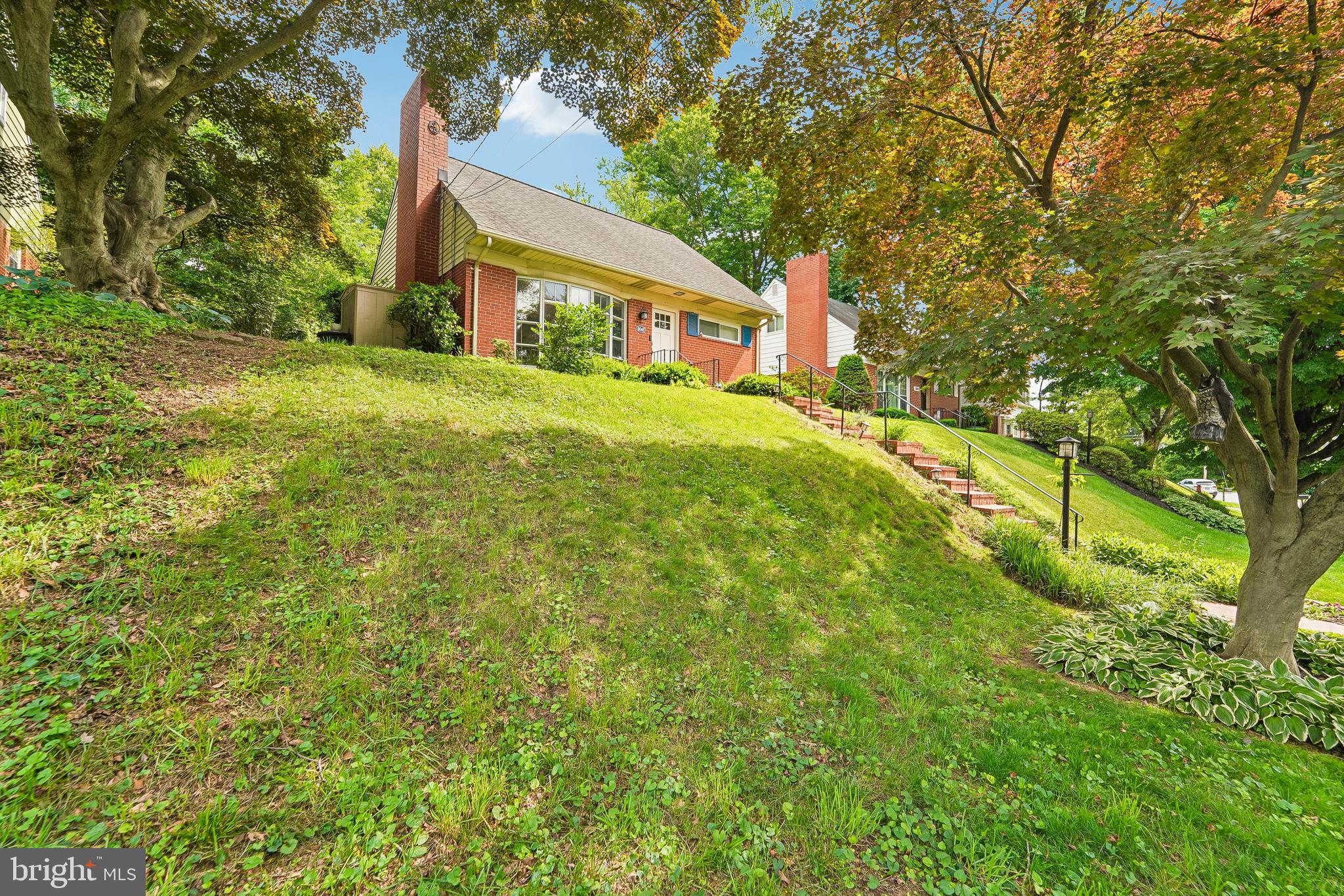 LOCH HILL - Residential
