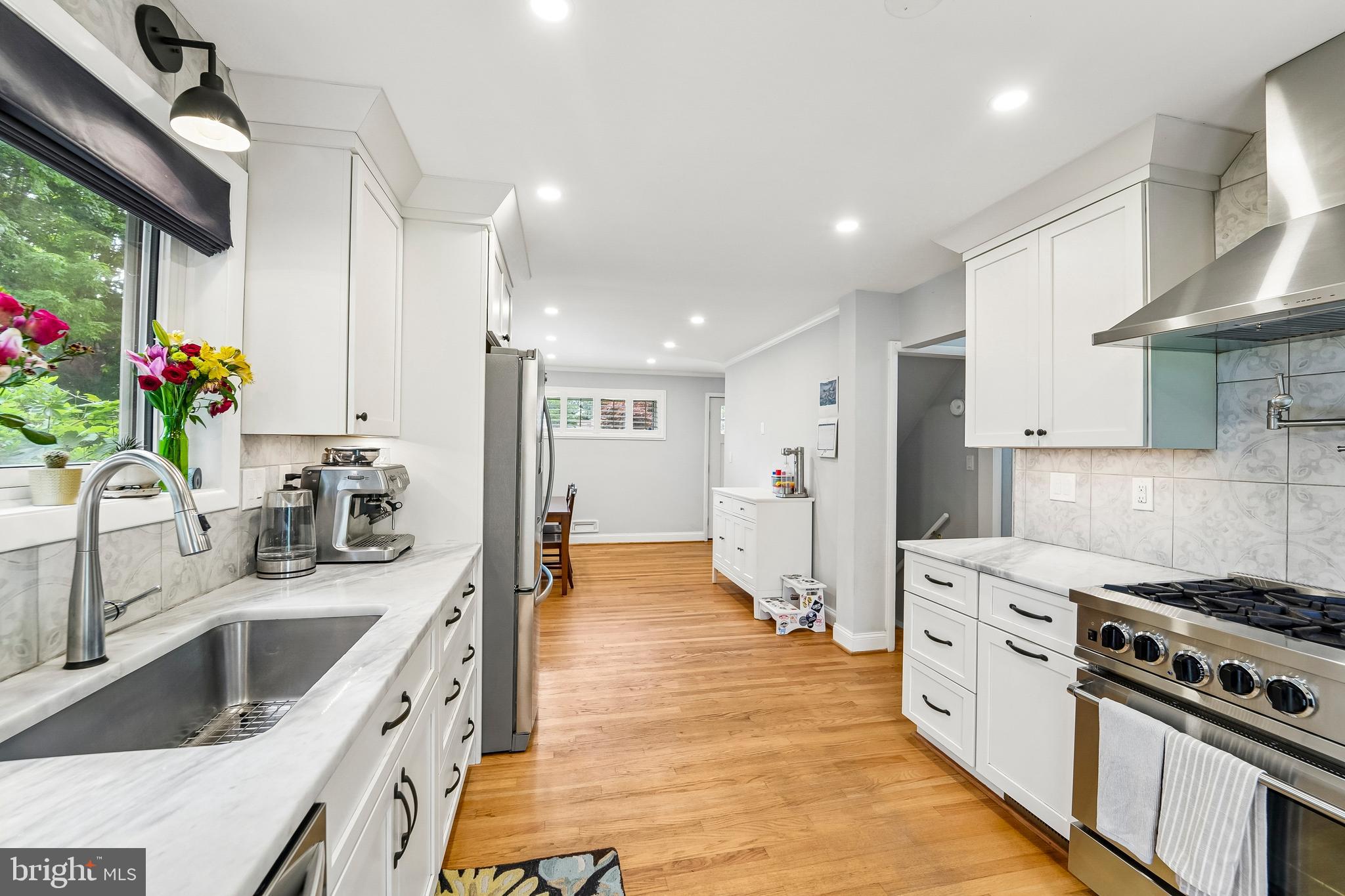 LOCH HILL - Residential