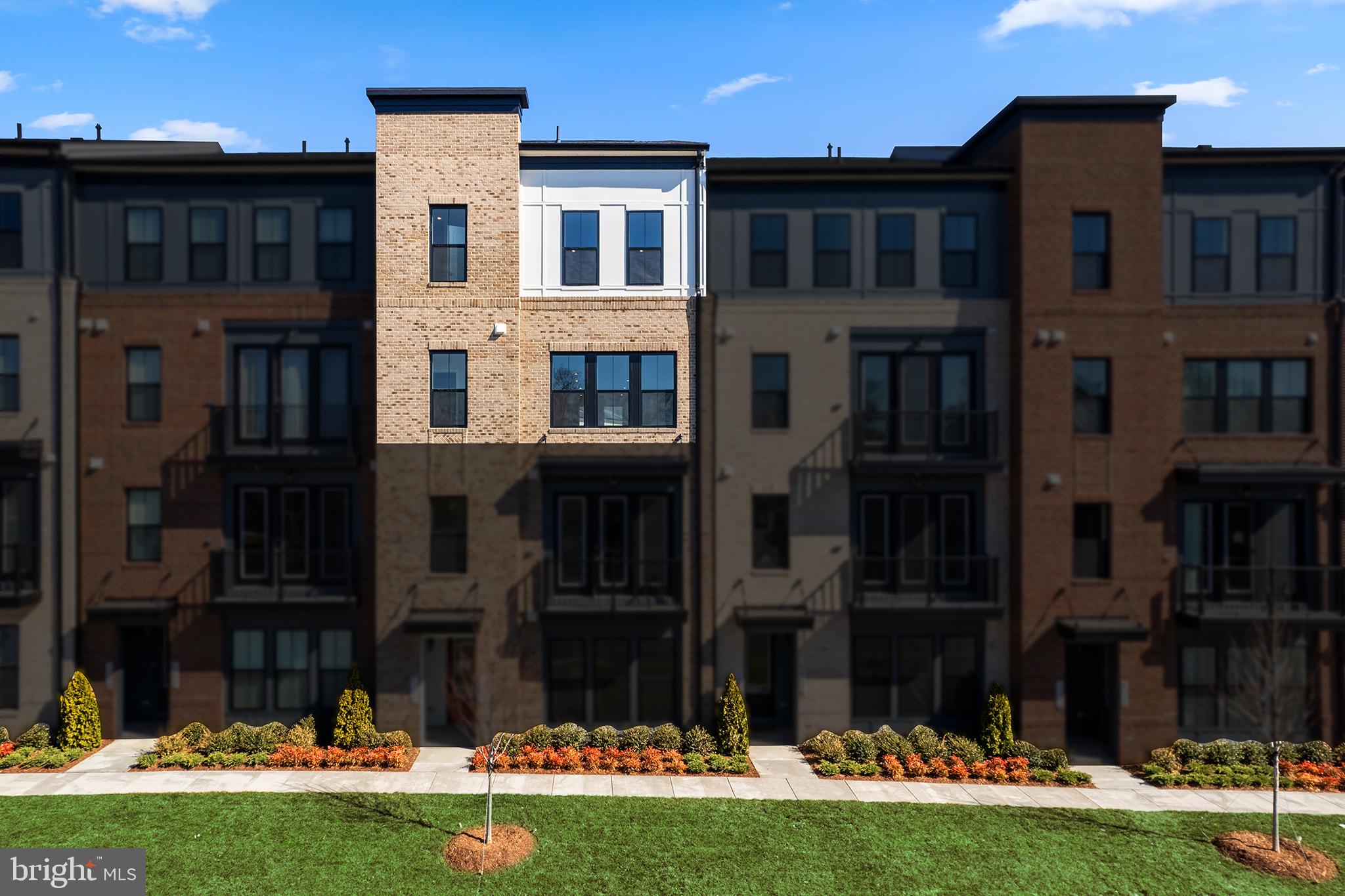 DEMOTT & SILVER - Residential