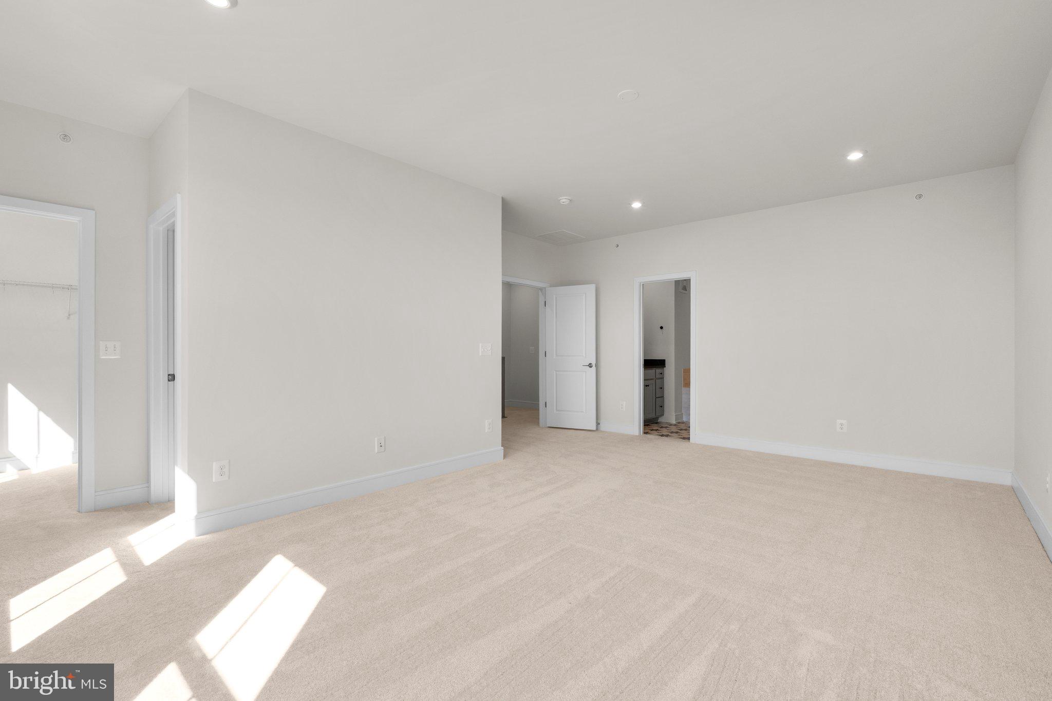 DEMOTT & SILVER - Residential