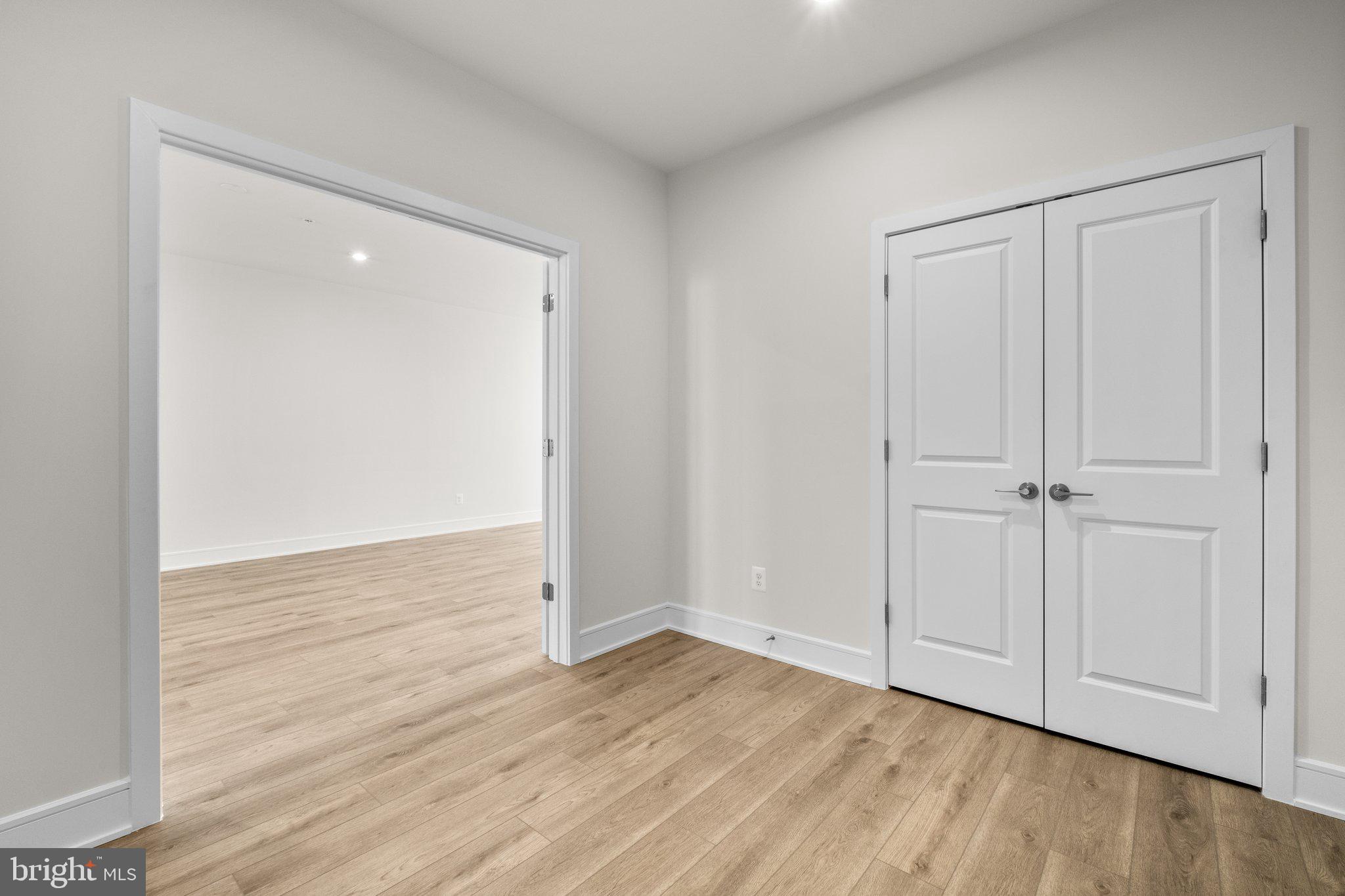 DEMOTT & SILVER - Residential