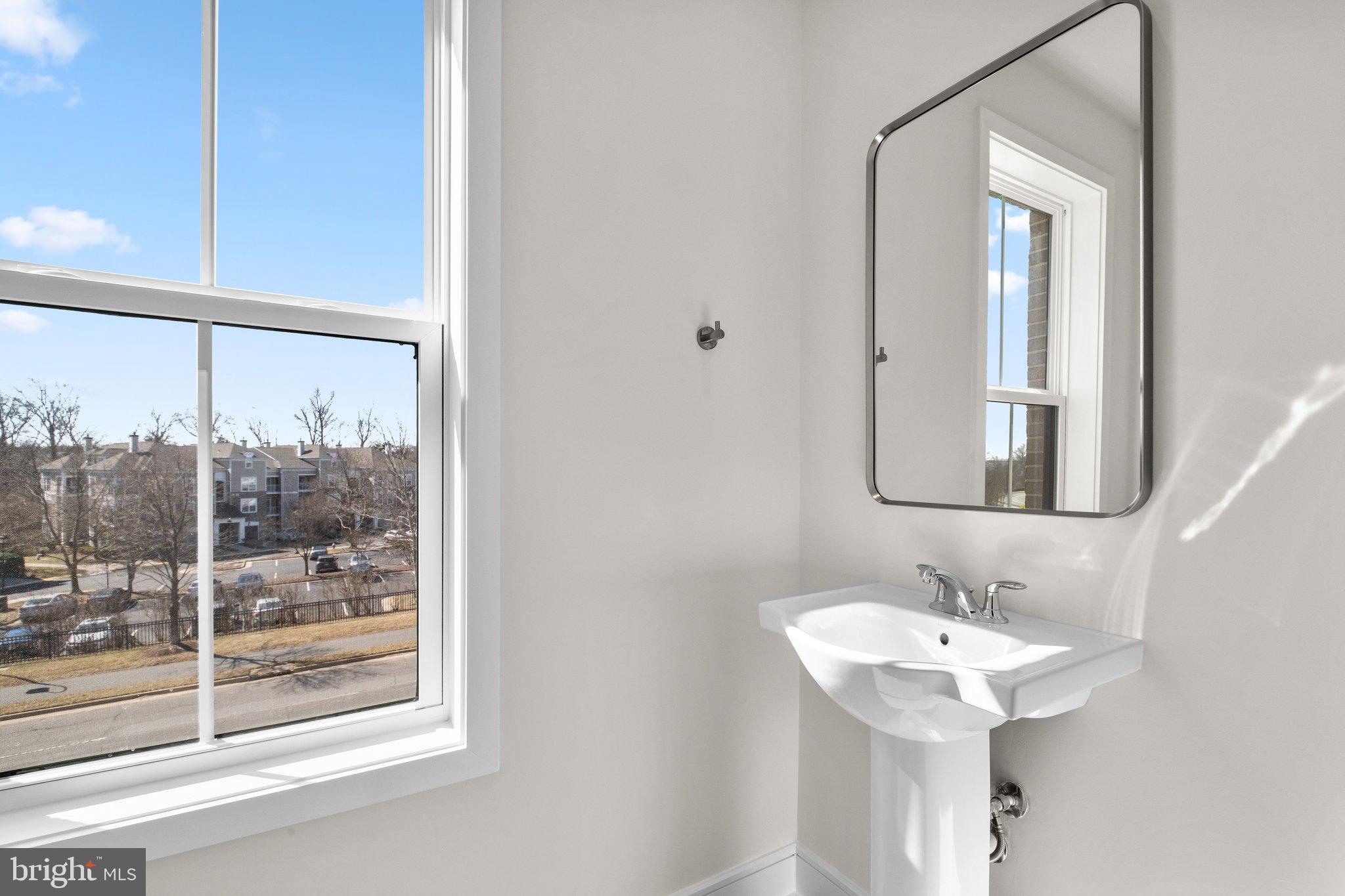 DEMOTT & SILVER - Residential