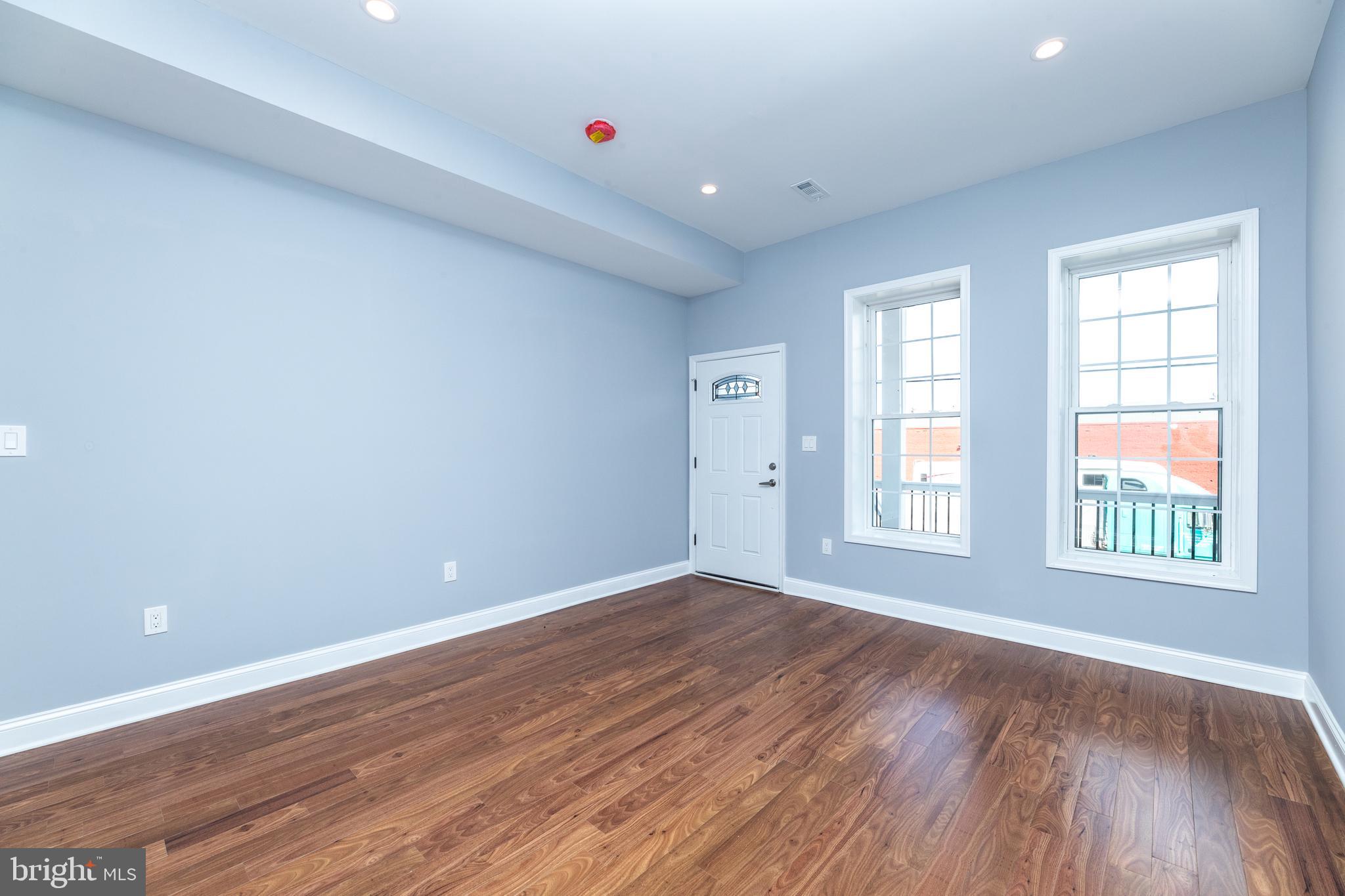 BROOKLYN - Residential