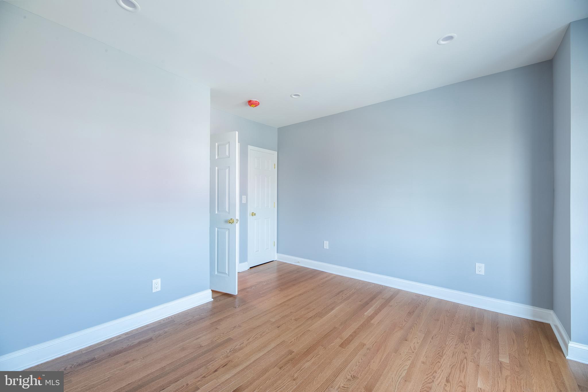 BROOKLYN - Residential