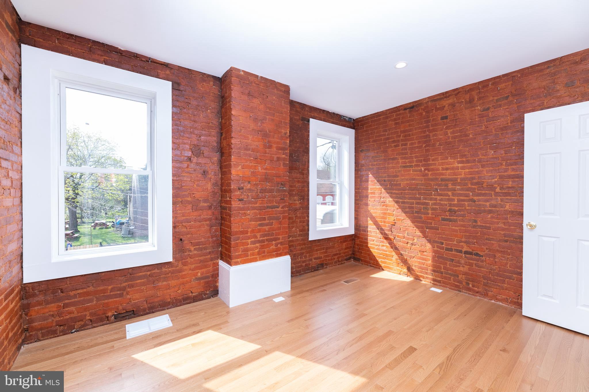 BROOKLYN - Residential