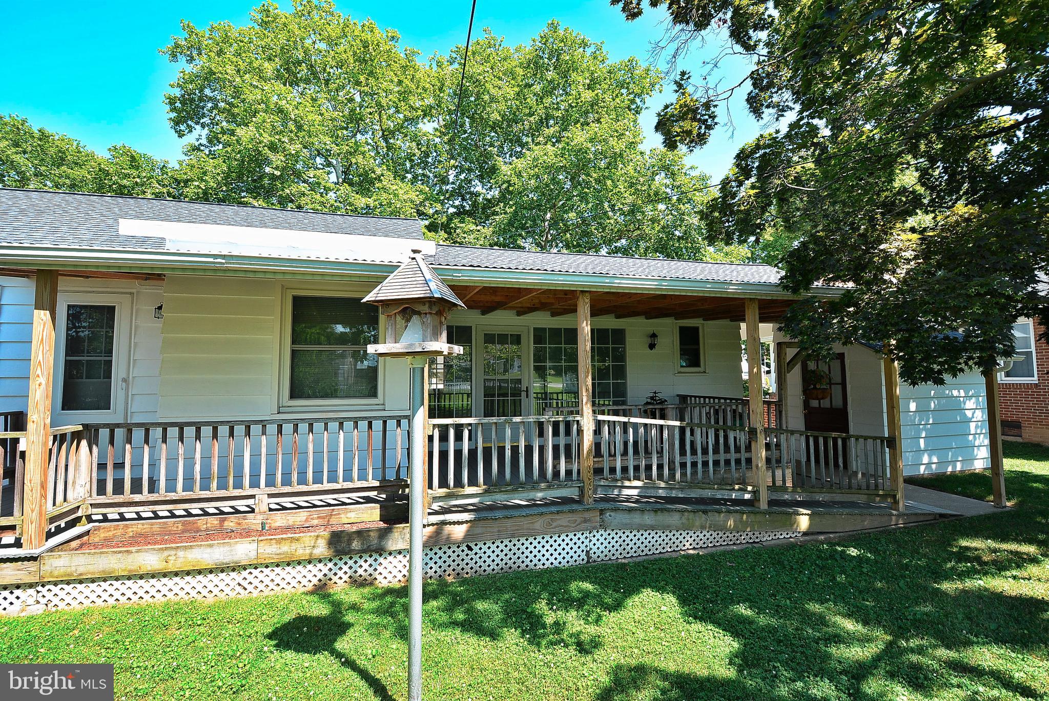 EAST WALNUT STREET - Residential