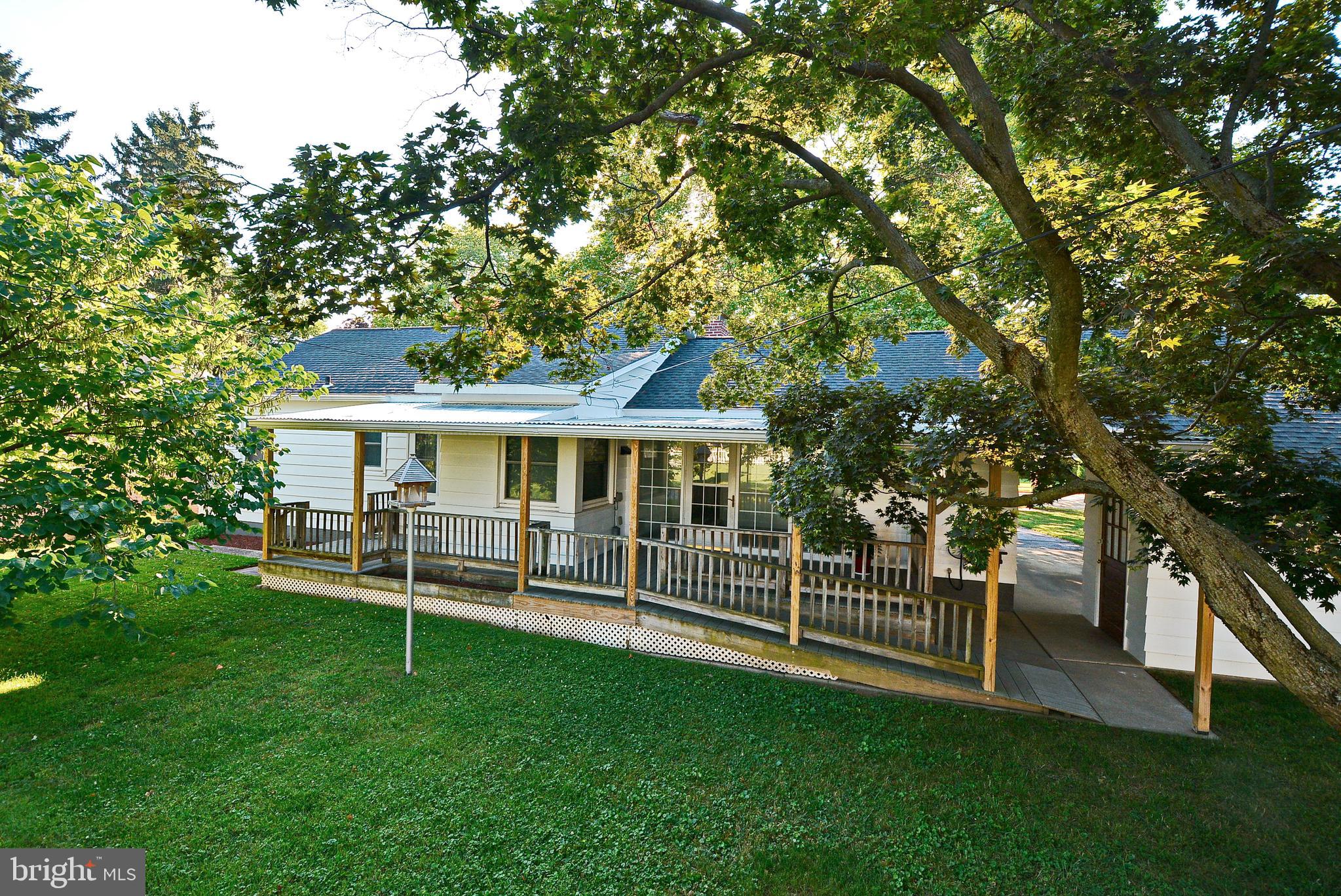 EAST WALNUT STREET - Residential