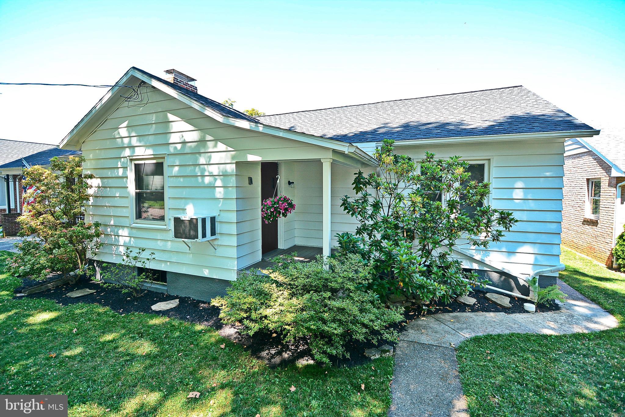 EAST WALNUT STREET - Residential