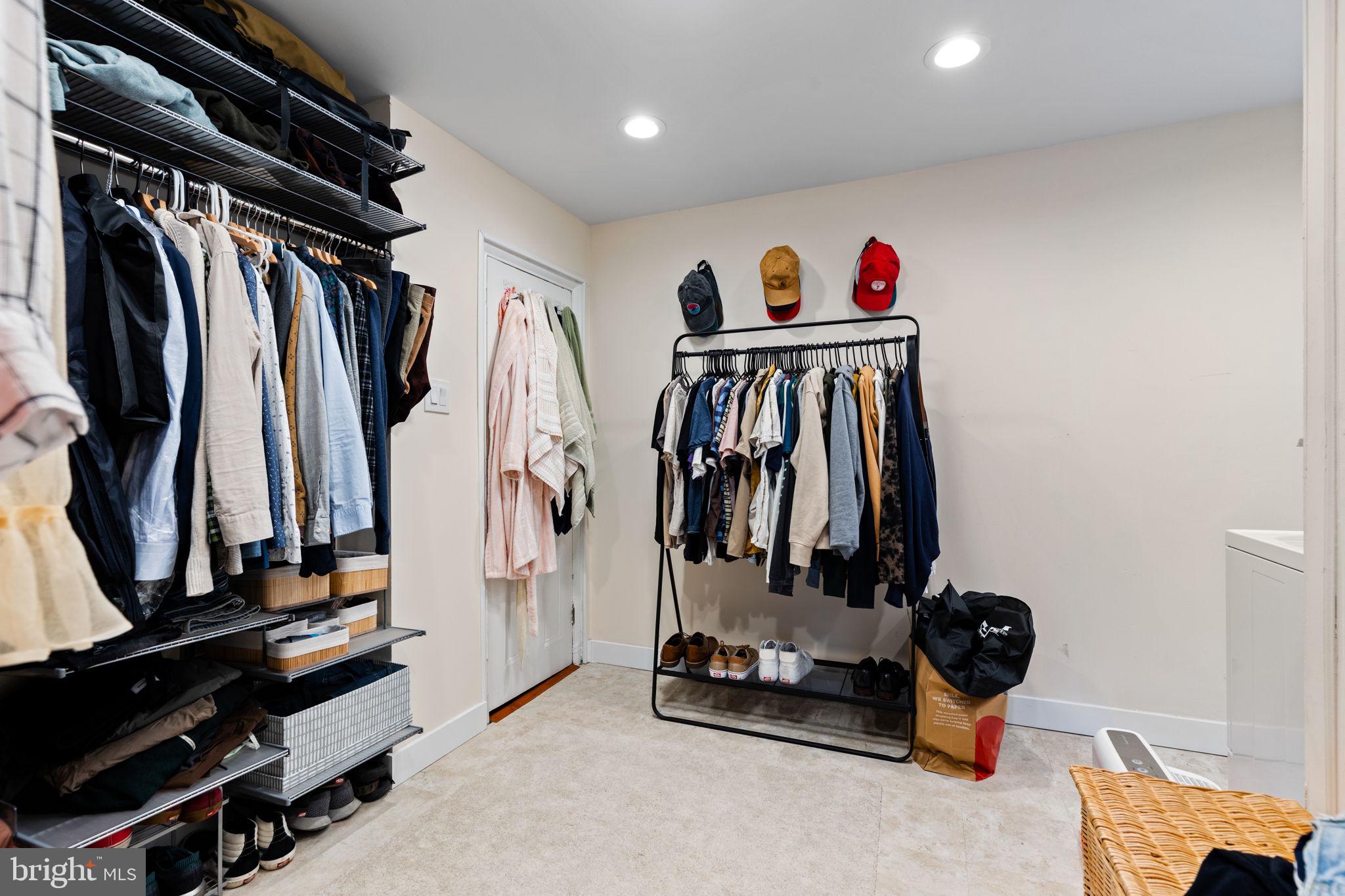 NORTHERN LIBERTIES - Commercial Sale