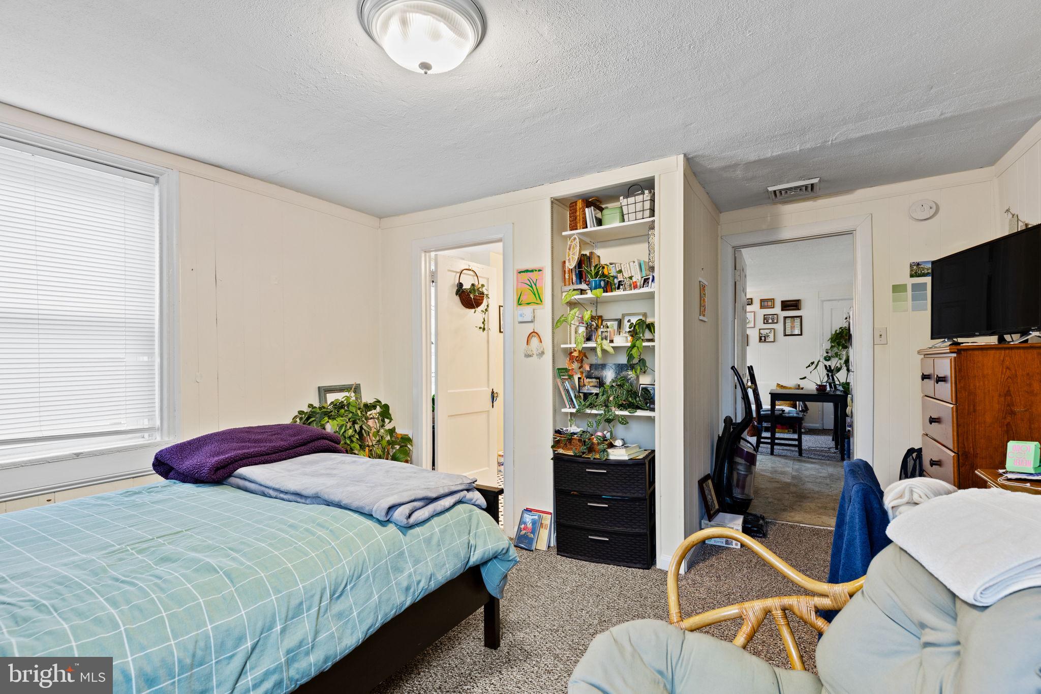 NORTHERN LIBERTIES - Commercial Sale
