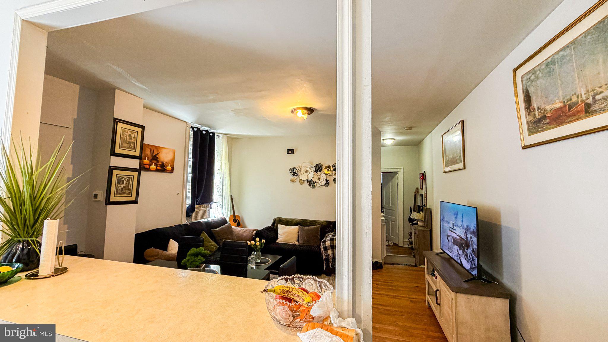 PHILADELPHIA (SOUTH) - Commercial Sale