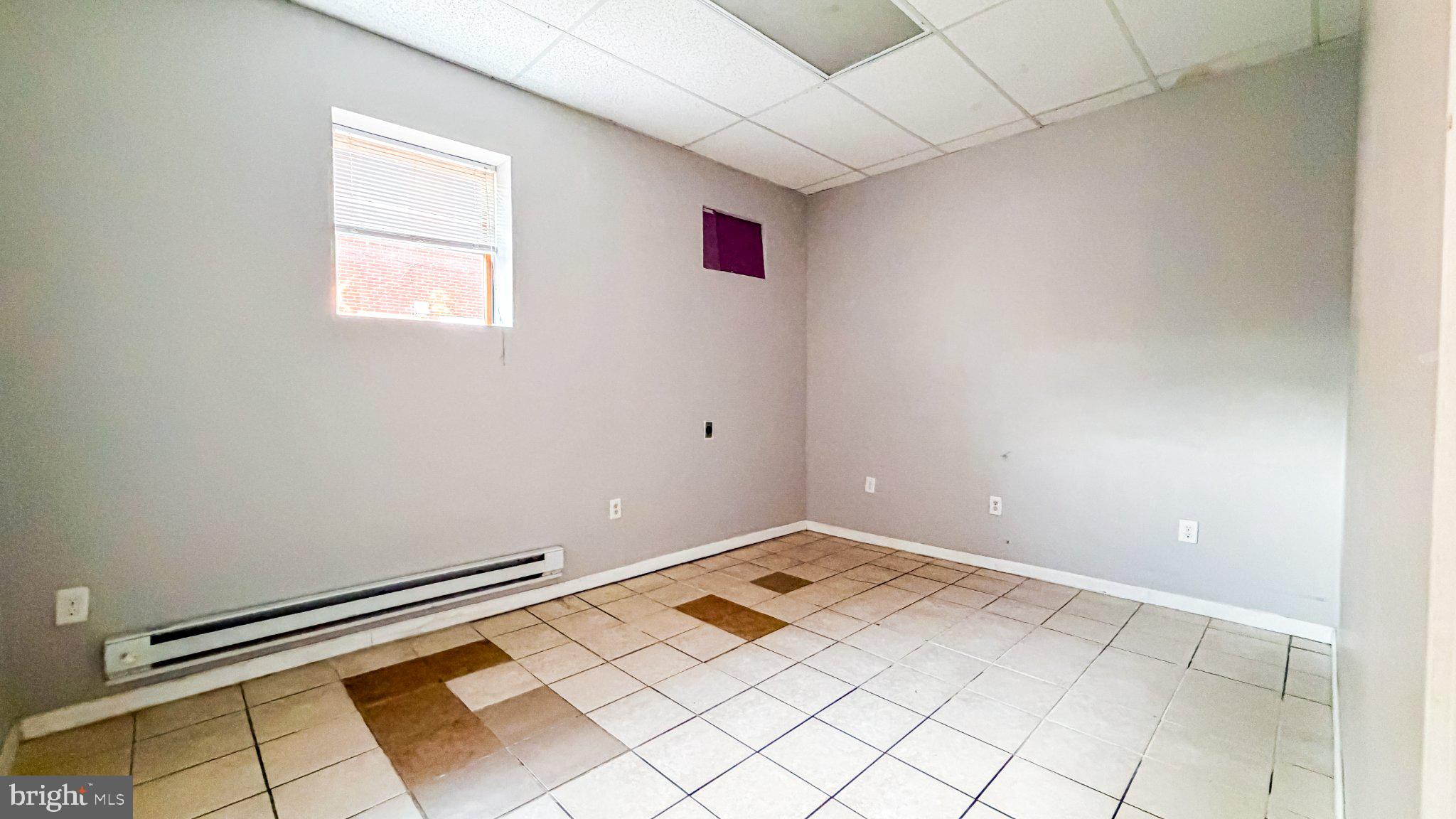 PHILADELPHIA (SOUTH) - Commercial Sale