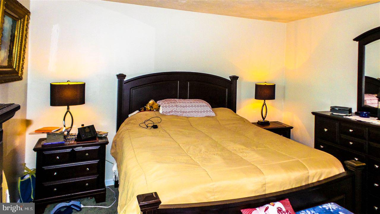 QUAIL HEIGHTS - Residential